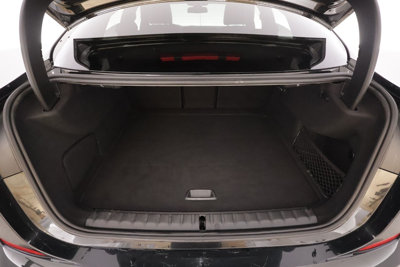 BMW 218 2022 F44 Gran Coupé 218i A Business M Sport * Vakkari / P.kamera / LED / Navi / Lohko+Sisä / Sporttipenkit / Koukku * - 1.Om Suomi-auto / Kahdet renkaat aluvanteilla / Merkkihuollettu