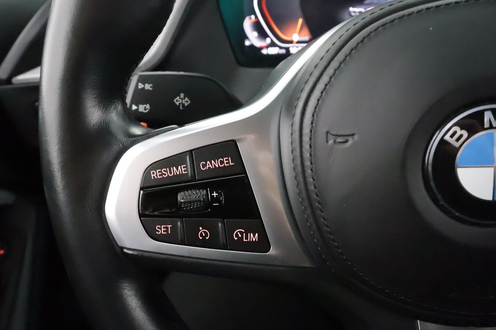 BMW 116 2022 1-sarja F40 Hatchback 116i A Business M Sport * Koukku / P.kamera / Sporttipenkit / Vakkari / Navi / LED * - 1.Om Suomi-auto / Kahdet renkaat aluvanteilla / Merkkihuollettu