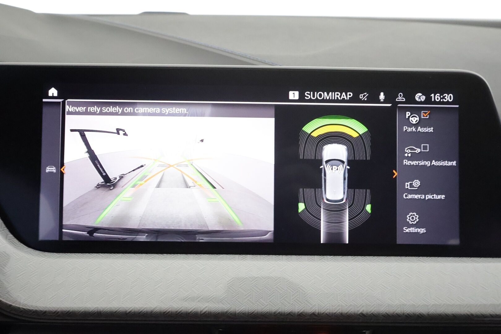 BMW 116 2022 1-sarja F40 Hatchback 116i A Business M Sport * Koukku / P.kamera / Sporttipenkit / Vakkari / Navi / LED * - 1.Om Suomi-auto / Kahdet renkaat aluvanteilla / Merkkihuollettu