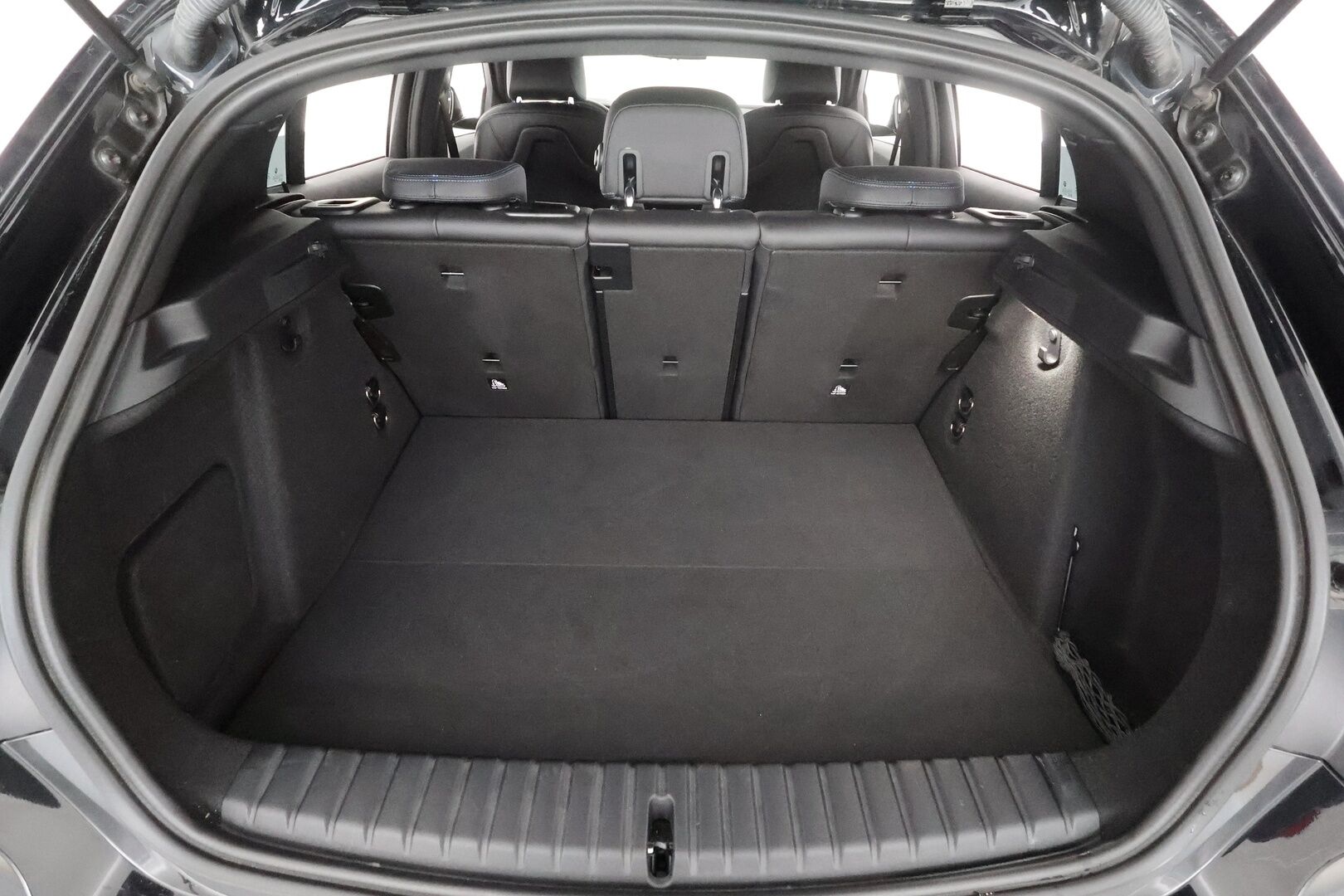 BMW 116 2022 1-sarja F40 Hatchback 116i A Business M Sport * Koukku / P.kamera / Sporttipenkit / Vakkari / Navi / LED * - 1.Om Suomi-auto / Kahdet renkaat aluvanteilla / Merkkihuollettu