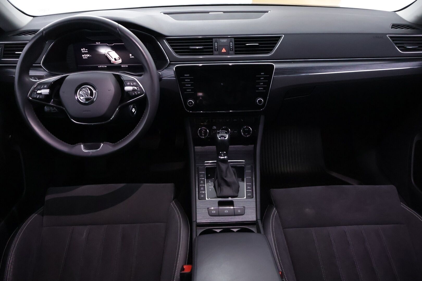Skoda Superb 2021 Combi 1.4 TSI PHEV Style iV DSG Autom. - | Webasto | Canton | P.Kamera | Digimittaristo | ACC | LED | Koukku Alletaittuva |