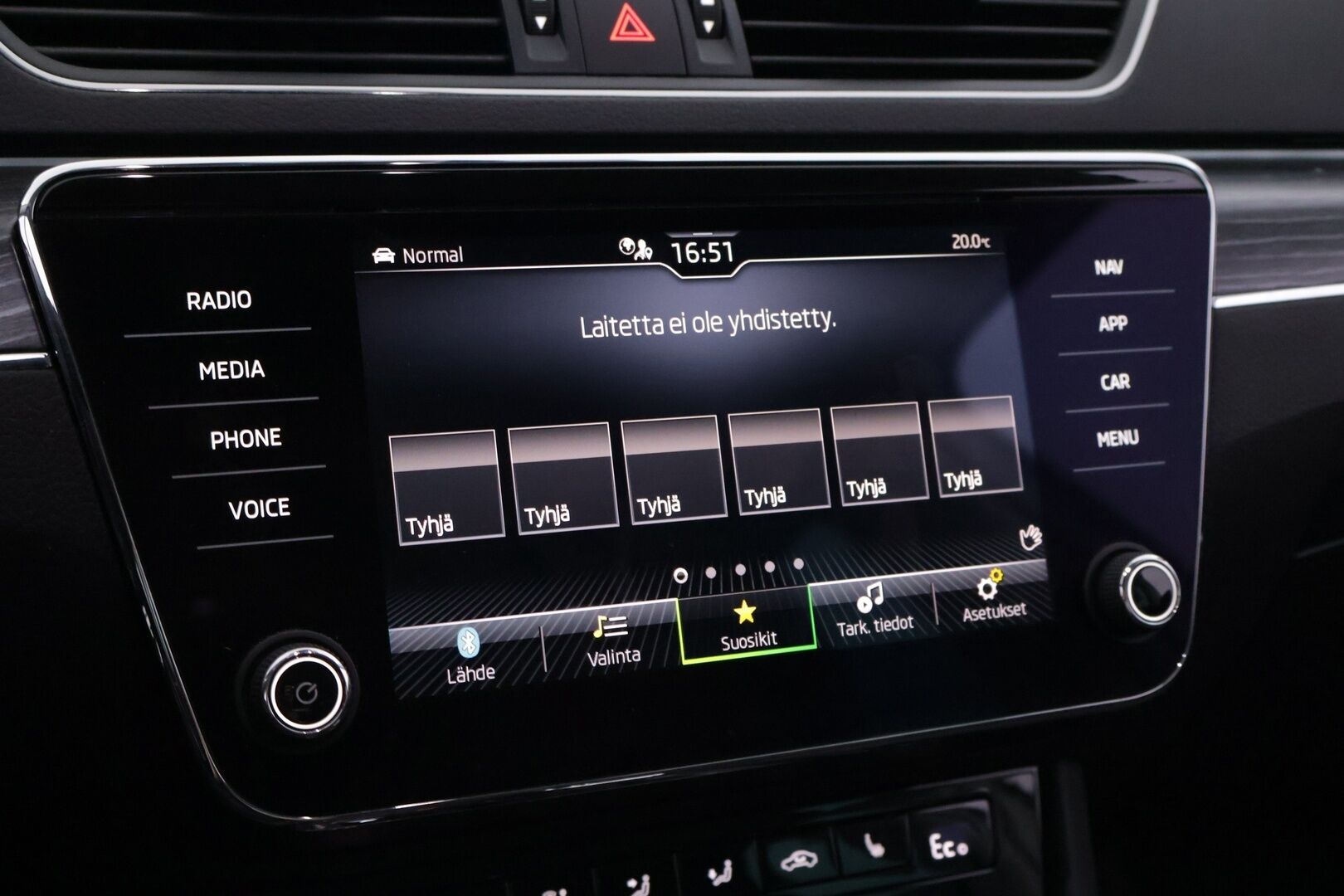 Skoda Superb 2021 Combi 1.4 TSI PHEV Style iV DSG Autom. - | Webasto | Canton | P.Kamera | Digimittaristo | ACC | LED | Koukku Alletaittuva |