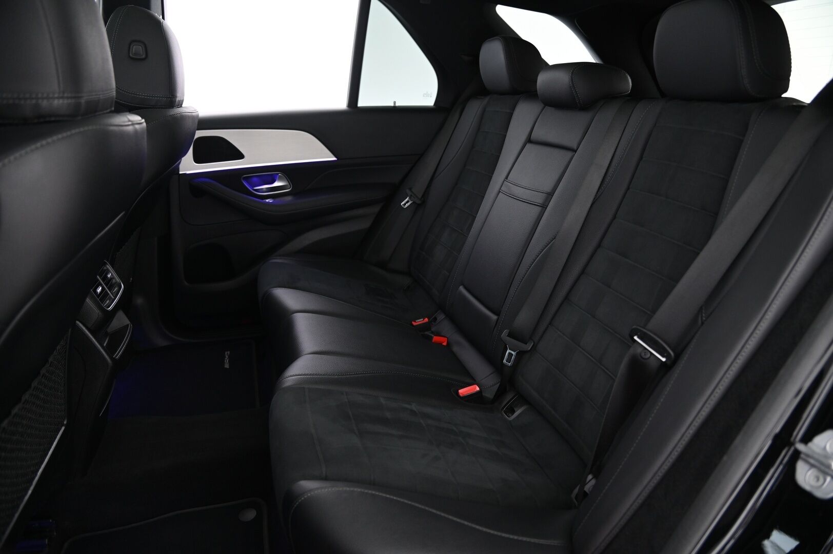 Mercedes-Benz GLE 2021 350 e 4MATIC AMG *DTR+Q / Panorama / Muistipenkit / Vetokoukku / 360° Kamera* - 2,99 % KORKOTARJOUS TÄHÄN AUTOON 21.9. ASTI! - *Night Package / 2x Renkaat*