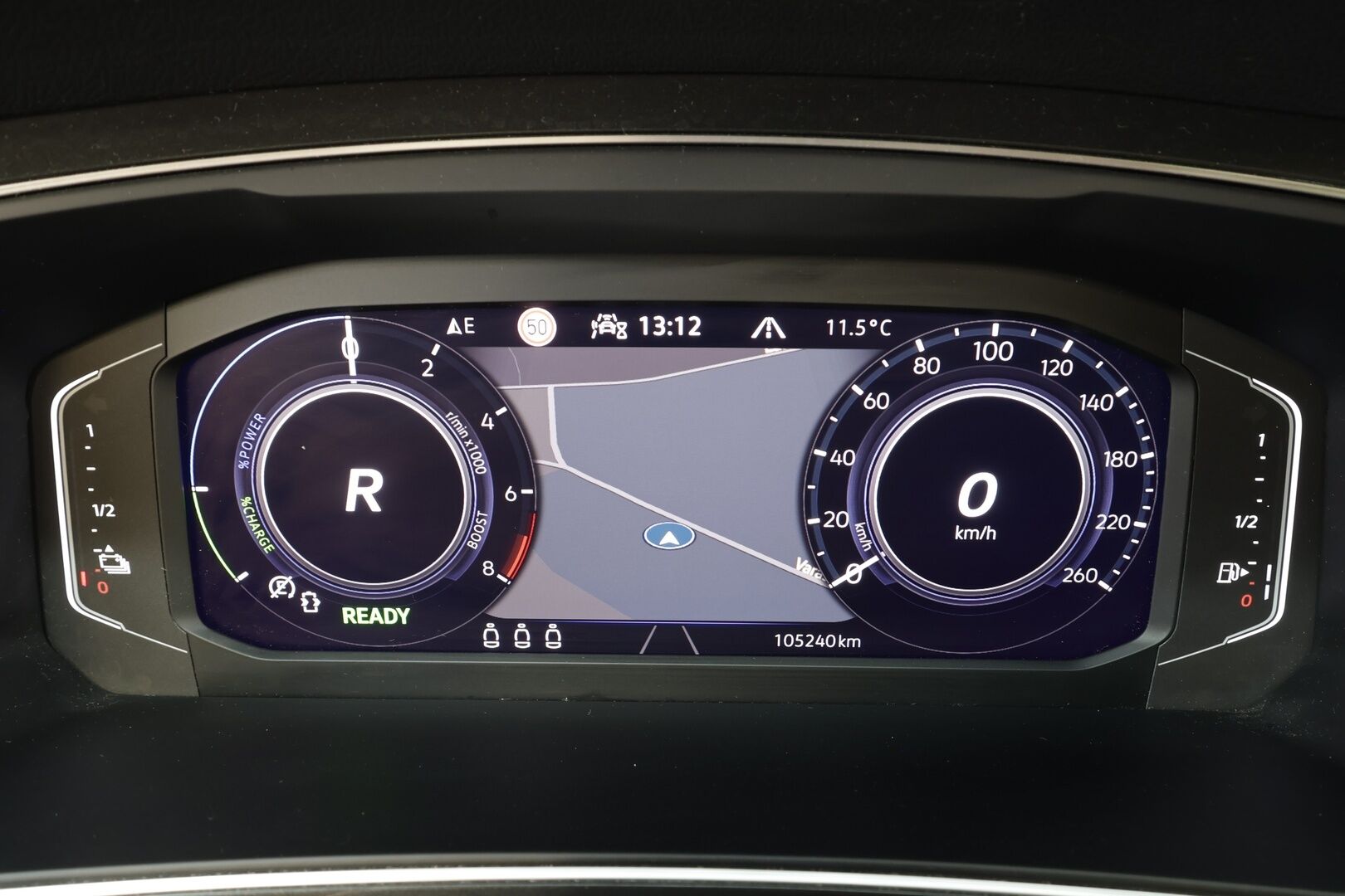 Volkswagen Tiguan 2022 R-Line eHybrid 180kW DSG * ACC / 360° / IQ.Light / Muistipenkit / Panorama / Lohkolämmitin / HUD / Nahat / KeylessGo * - 1.Om Suomi-auto / Akku kuntotarkastettu / Kahdet renkaat aluvanteilla / Huippuvarusteet