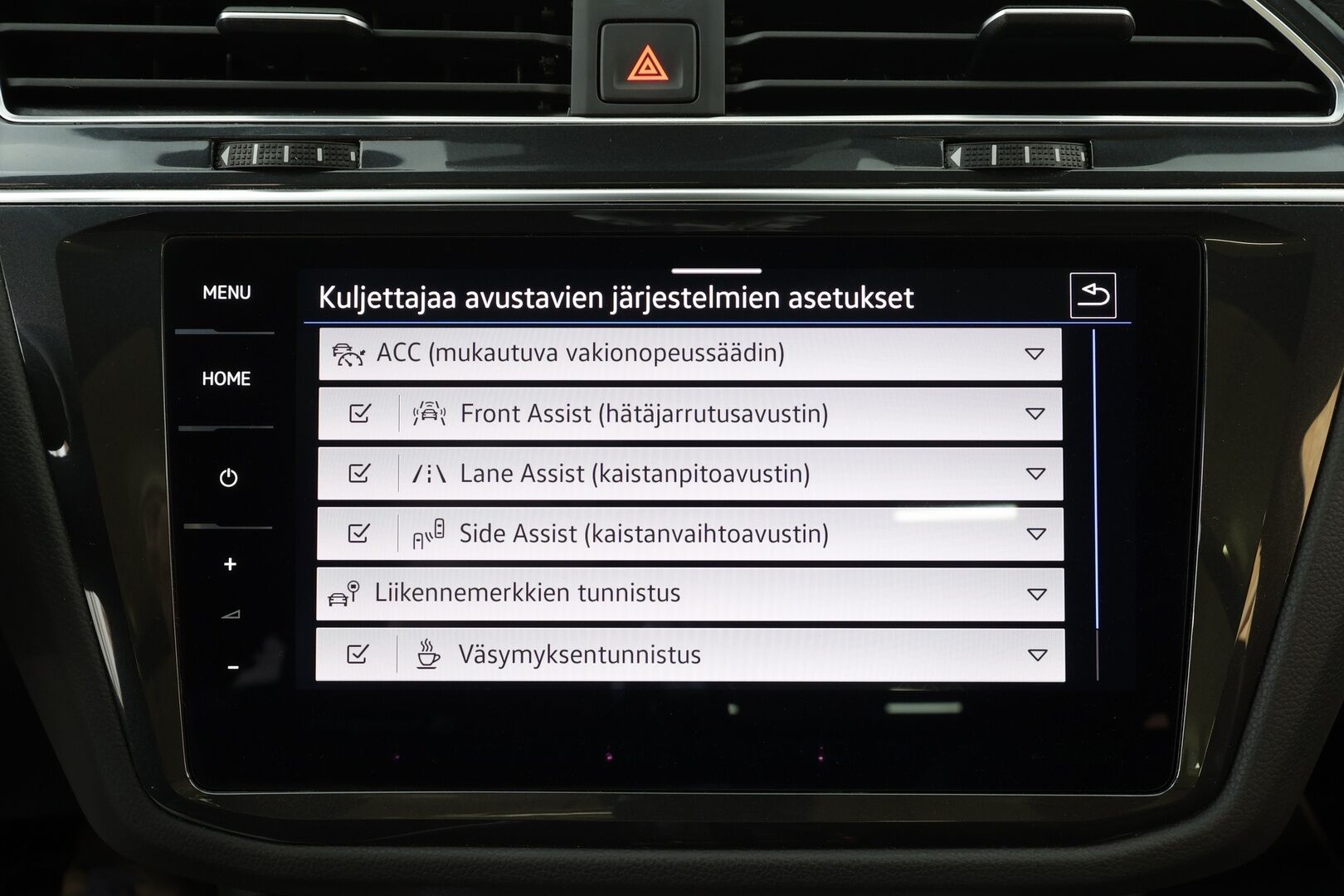 Volkswagen Tiguan 2022 R-Line eHybrid 180kW DSG * ACC / 360° / IQ.Light / Muistipenkit / Panorama / Lohkolämmitin / HUD / Nahat / KeylessGo * - 1.Om Suomi-auto / Akku kuntotarkastettu / Kahdet renkaat aluvanteilla / Huippuvarusteet