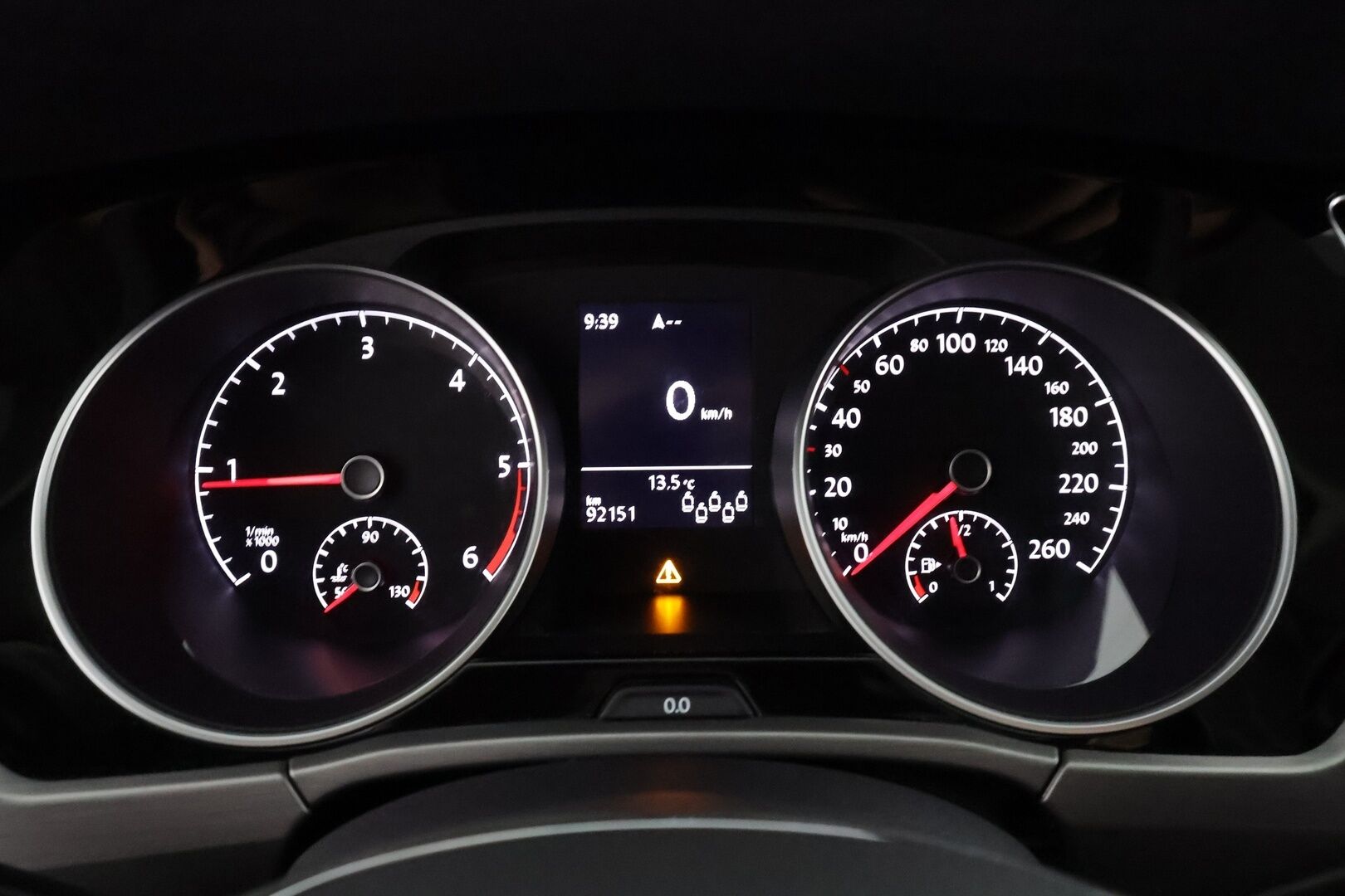 Volkswagen Touran 2022 Comfort Family 2,0 TDI SCR 90 kW - | Webasto | Koukku | ACC | LED | P.Kamera | Hierova Sporttipenkki | Navi | Kaistavahti | Ratinlämmitys | Merkkihuollot | 