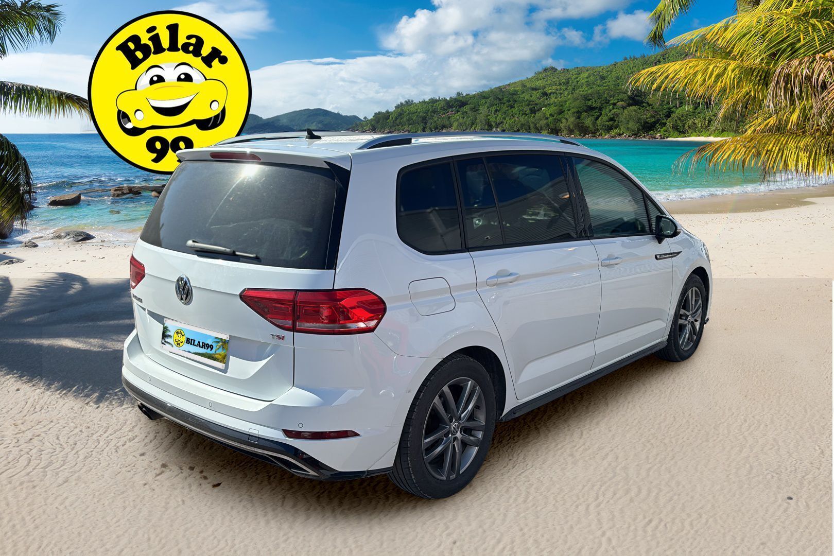 Volkswagen Touran 2017 R-Line 1,4 TSI 110 kW DSG-automaatti / ACC / Juuri leimattu! / Juuri huollettu! / - Siisti! / Juuri huollettu! / Hyvin Pidetty! / Tuore Leima! - HULLUT AVAJAISHULINAT KORKOTARJOUS 3,29 %