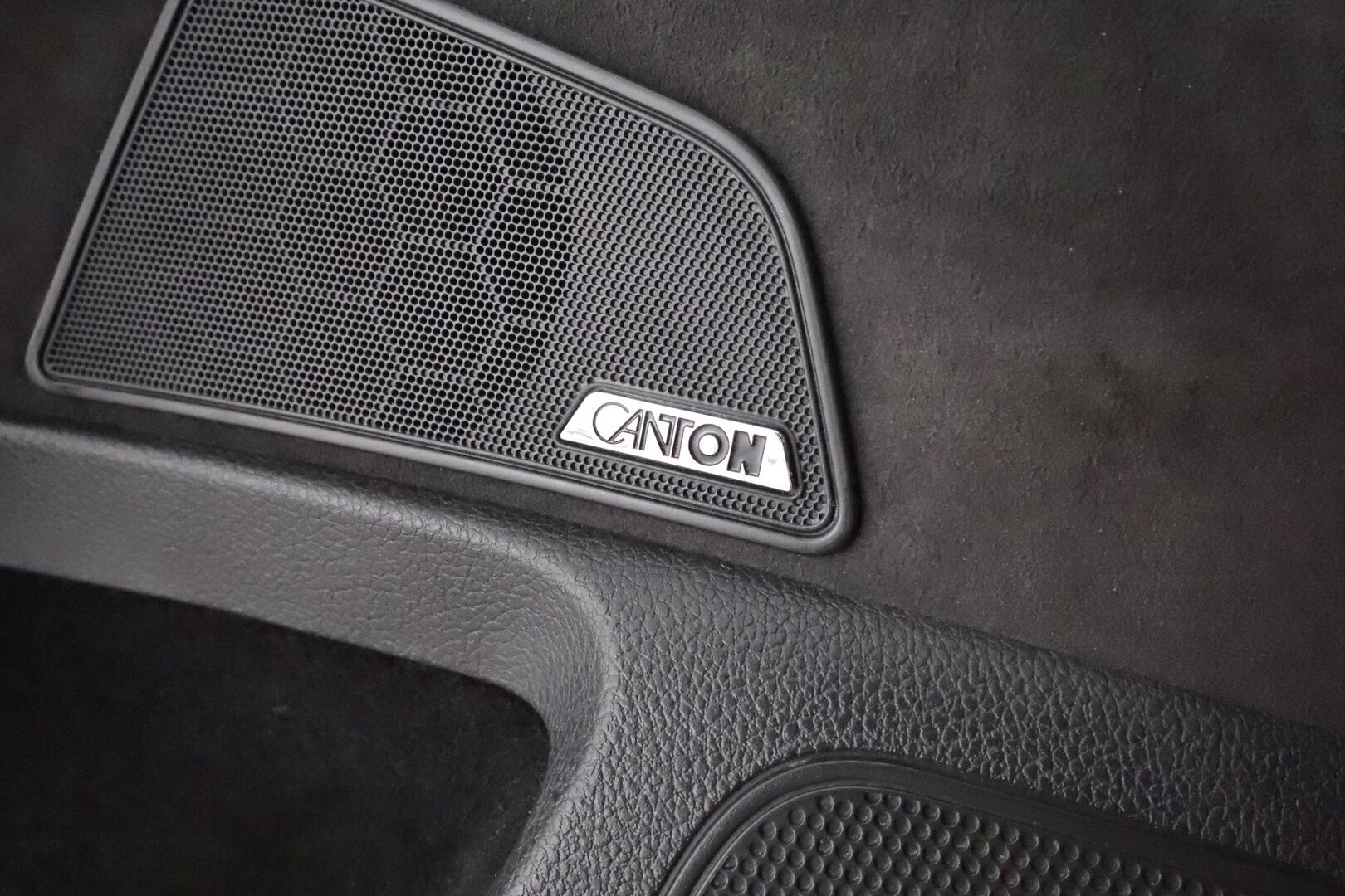 Skoda Superb 2021 Combi 1.4 TSI PHEV SportLine iV DSG **Webasto / Koukku / Canton / Adapt.Vakkari / Matrix-LED / 360° / Muistipenkit** - 2x Latauskaapelit / Kahdet Renkaat / Merkkihuollettu! / **HYVILLÄ KAMOILLA**