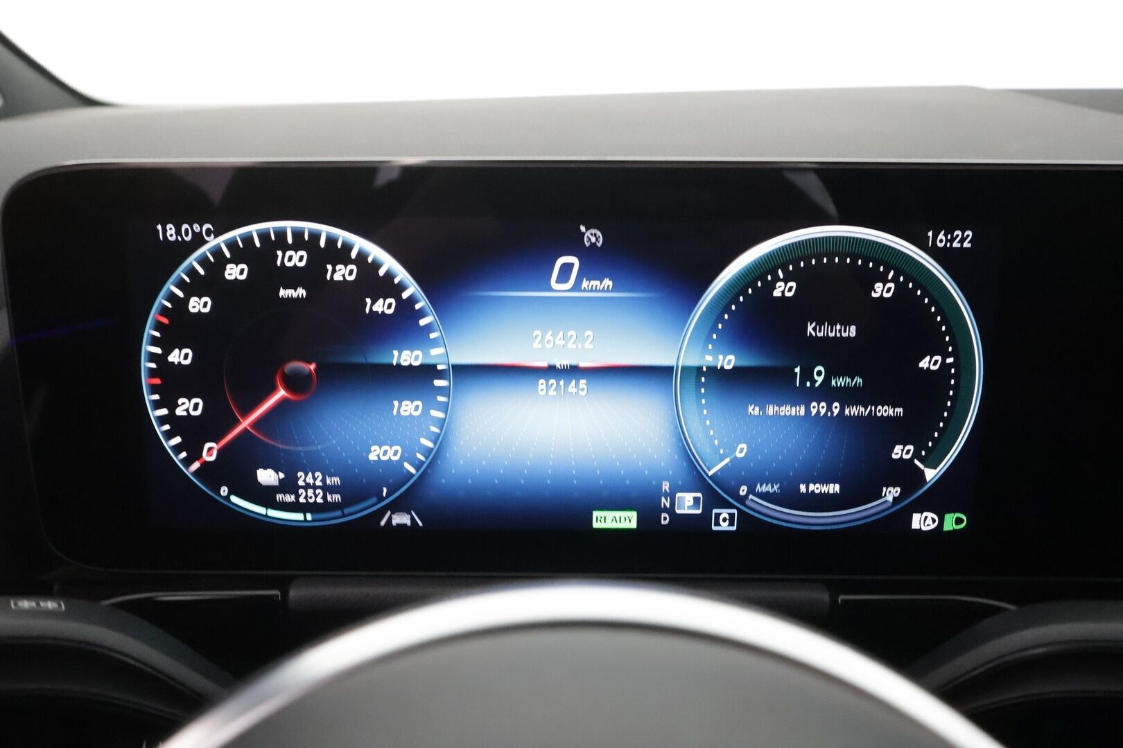 Mercedes-Benz EQA 2023 250 Business - | ILP | Muistipenkit | Koukku | Panorama | Widescreen | Ambient | Sporttipenkit | Puolinahat | P.kamera | 