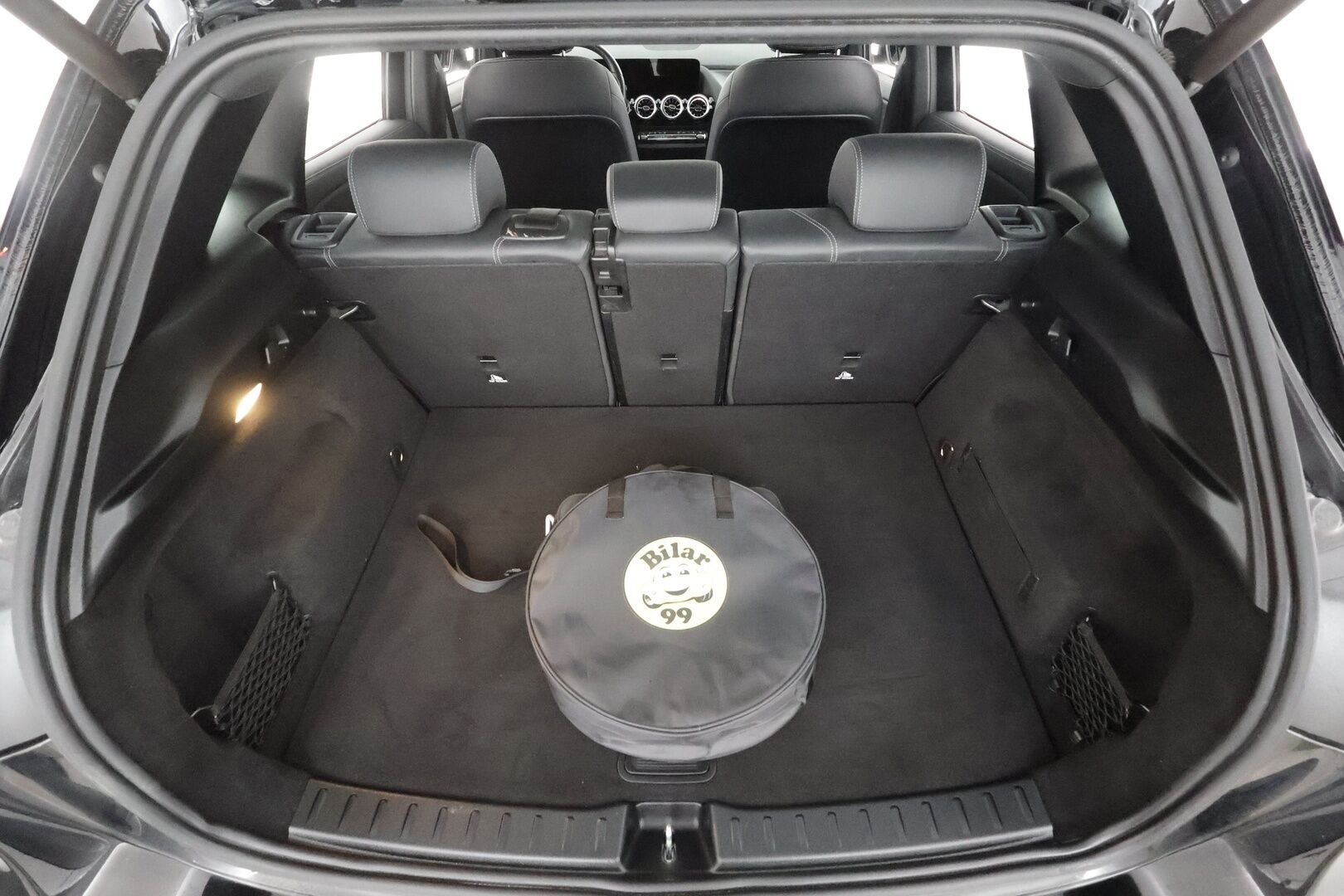 Mercedes-Benz EQA 2023 250 Business - | ILP | Muistipenkit | Koukku | Panorama | Widescreen | Ambient | Sporttipenkit | Puolinahat | P.kamera | 