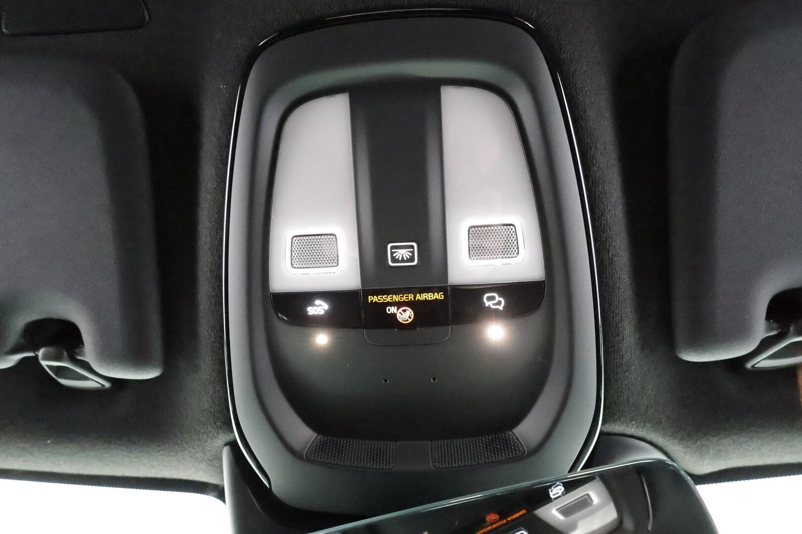 Volvo XC40 2023 Recharge Single Plus aut * ILP / ACC / LED / P.kamera / Sportpenkki Muistilla / Navi / Kaistavahti * - 1-om Suomi-auto / Kahdet renkaat aluvanteilla / Merkkihuollettu - HULLUT AVAJAISHULINAT KORKOTARJOUS 3,29 %