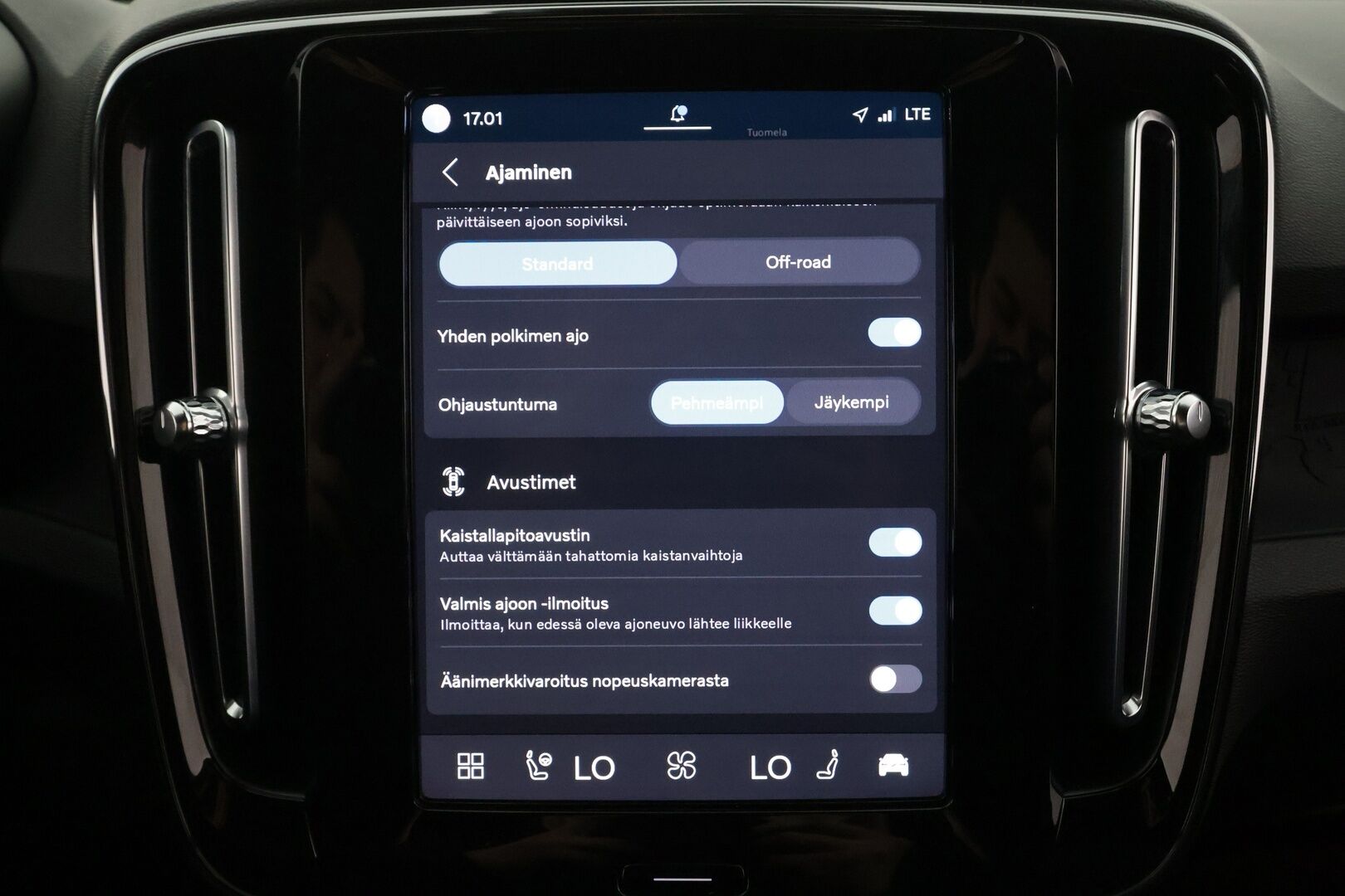 Volvo XC40 2023 Recharge Single Plus aut * ILP / ACC / LED / P.kamera / Sportpenkki Muistilla / Navi / Kaistavahti * - 1-om Suomi-auto / Kahdet renkaat aluvanteilla / Merkkihuollettu - HULLUT AVAJAISHULINAT KORKOTARJOUS 3,29 %