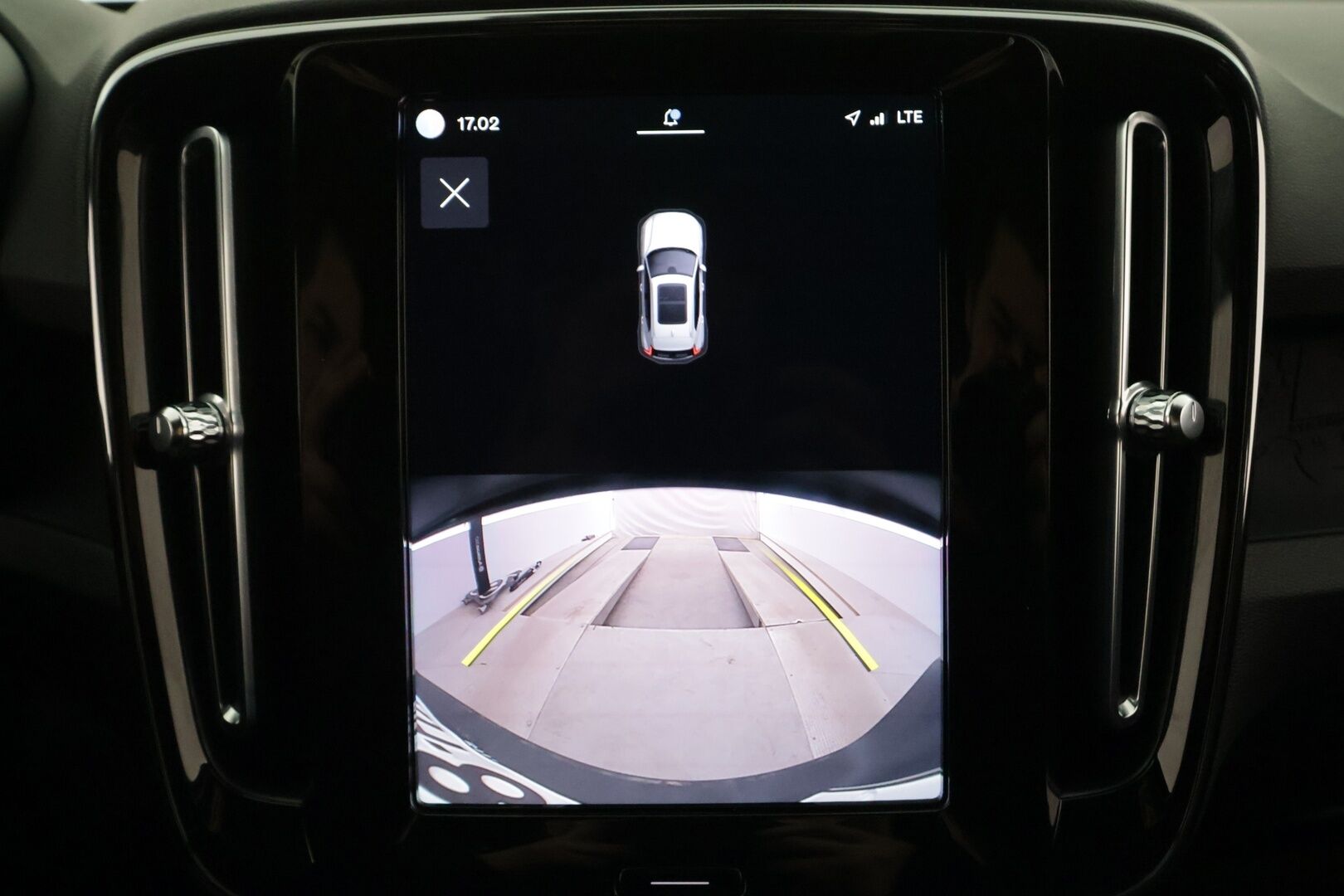 Volvo XC40 2023 Recharge Single Plus aut * ILP / ACC / LED / P.kamera / Sportpenkki Muistilla / Navi / Kaistavahti * - 1-om Suomi-auto / Kahdet renkaat aluvanteilla / Merkkihuollettu - HULLUT AVAJAISHULINAT KORKOTARJOUS 3,29 %