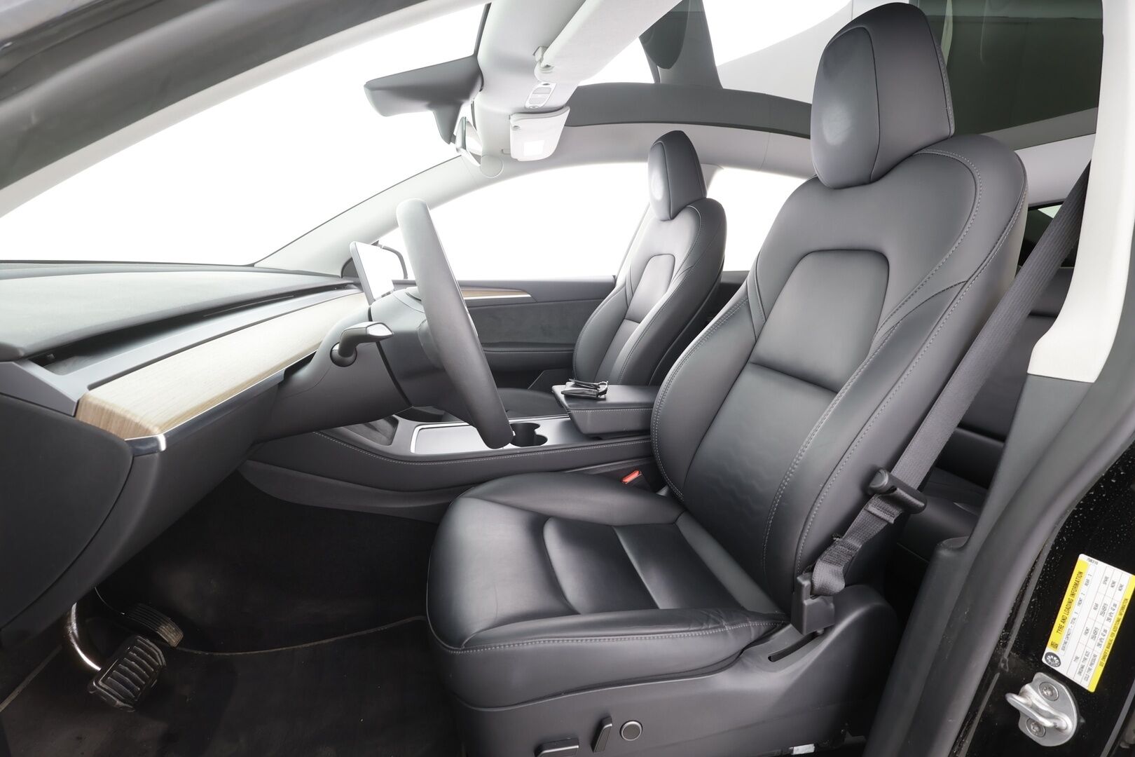 Tesla Model Y 2023 Long Range - | ACC | ILP | Koukku | Matrix | Ryzen | Premium audio | Lasikatto | Nahkasisusta | Muistipenkki | Autosteer | 1-om suomiauto | 2x renkaat aluin | 