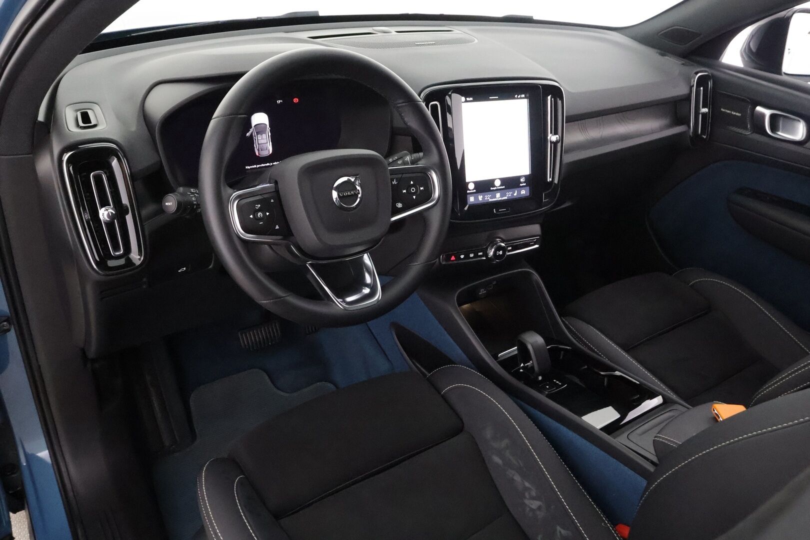 Volvo C40 2023 Recharge Twin Ultimate aut - | ACC | ILP | Koukku | Pixel-LED | Harman/Kardon | Lasikatto | Muistipenkki | Nahka-alcantara | BLIS | Pilot Assist | 2x renkaat aluin |