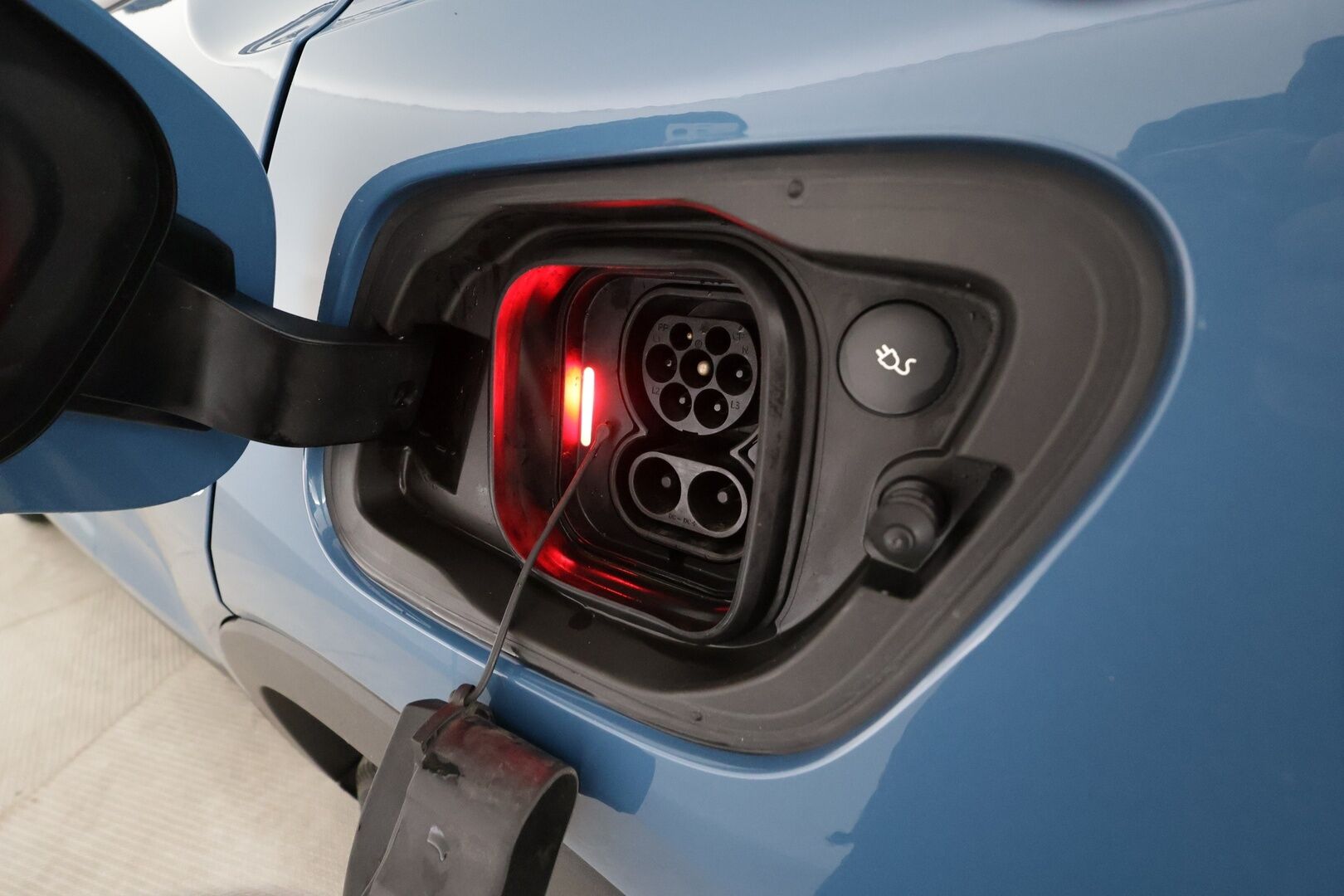 Volvo C40 2023 Recharge Twin Ultimate aut - | ACC | ILP | Koukku | Pixel-LED | Harman/Kardon | Lasikatto | Muistipenkki | Nahka-alcantara | BLIS | Pilot Assist | 2x renkaat aluin |