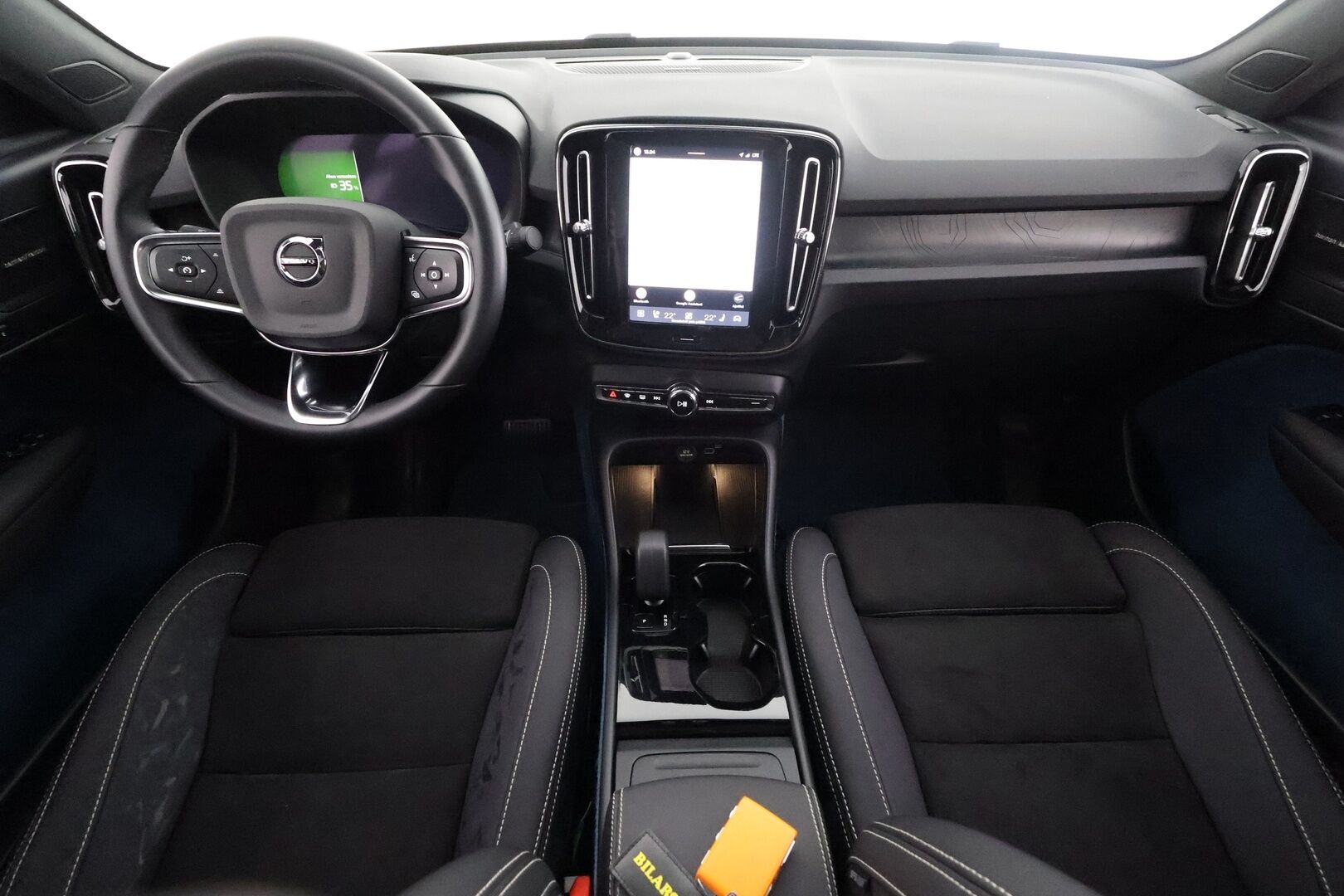 Volvo C40 2023 Recharge Twin Ultimate aut - | ACC | ILP | Koukku | Pixel-LED | Harman/Kardon | Lasikatto | Muistipenkki | Nahka-alcantara | BLIS | Pilot Assist | 2x renkaat aluin |