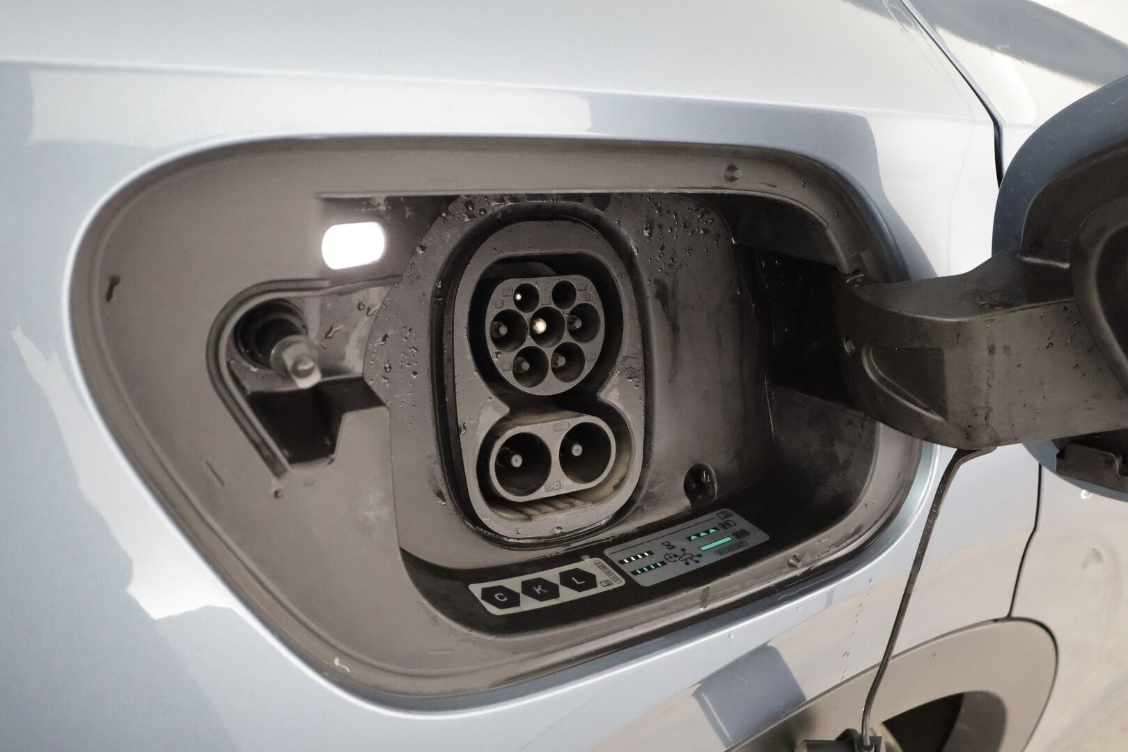 Volkswagen ID.4 2023 GTX Dual Motor AWD, akku 77 kWh * ACC / ILP / Koukku / 360° / Lasikatto / IQ.Light / Navi / Keyless / Puolinahat * - 1.Om Suomi-auto / Kahdet renkaat aluvanteilla / Merkkihuollettu - HULLUT AVAJAISHULINAT KORKOTARJOUS 3,29 %