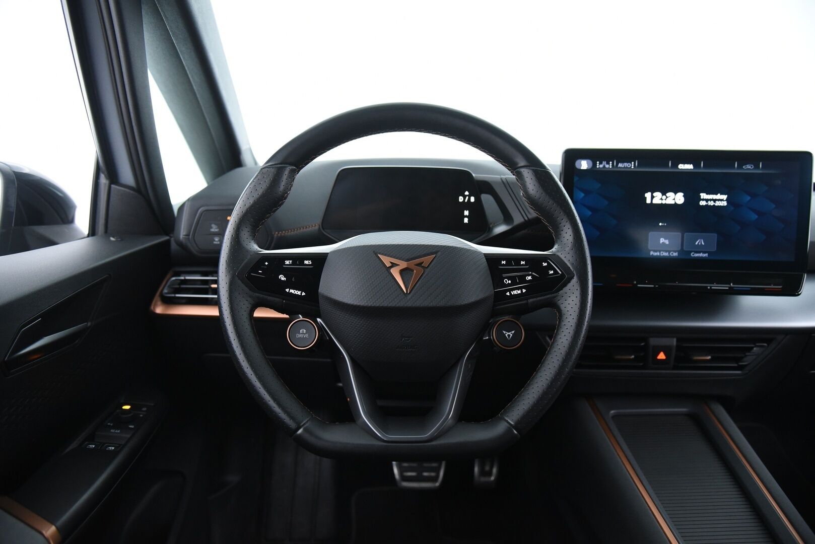 CUPRA Born 2023 e-Boost 170 kW 77 kWh / Lämpöpumppu / ACC / P-kamera / LED - 1-om Suomi-auto / Merkkihuollettu 09/25! / 2x Renkaat aluvantein!