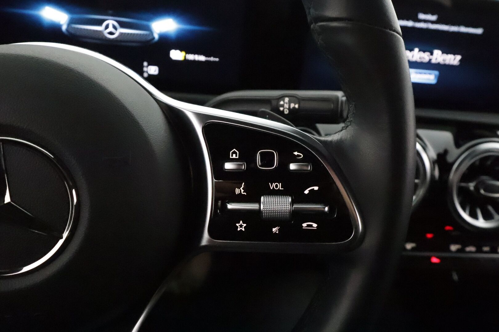 Mercedes-Benz CLA 2023 250 e A Shooting Brake Business * Widescreen / Distronic / Multibeam LED / Peruutuskamera / Navi / Sporttipenkit - 1Om Suomiauto / ALV / Comand Navi / Mercedes Me