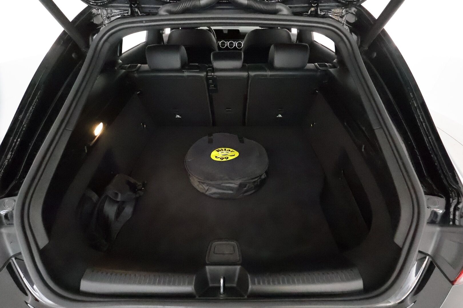 Mercedes-Benz CLA 2023 250 e A Shooting Brake Business * Widescreen / Distronic / Multibeam LED / Peruutuskamera / Navi / Sporttipenkit - 1Om Suomiauto / ALV / Comand Navi / Mercedes Me - HULLU BLACKWEEK KORKOTARJOUS 2,49%