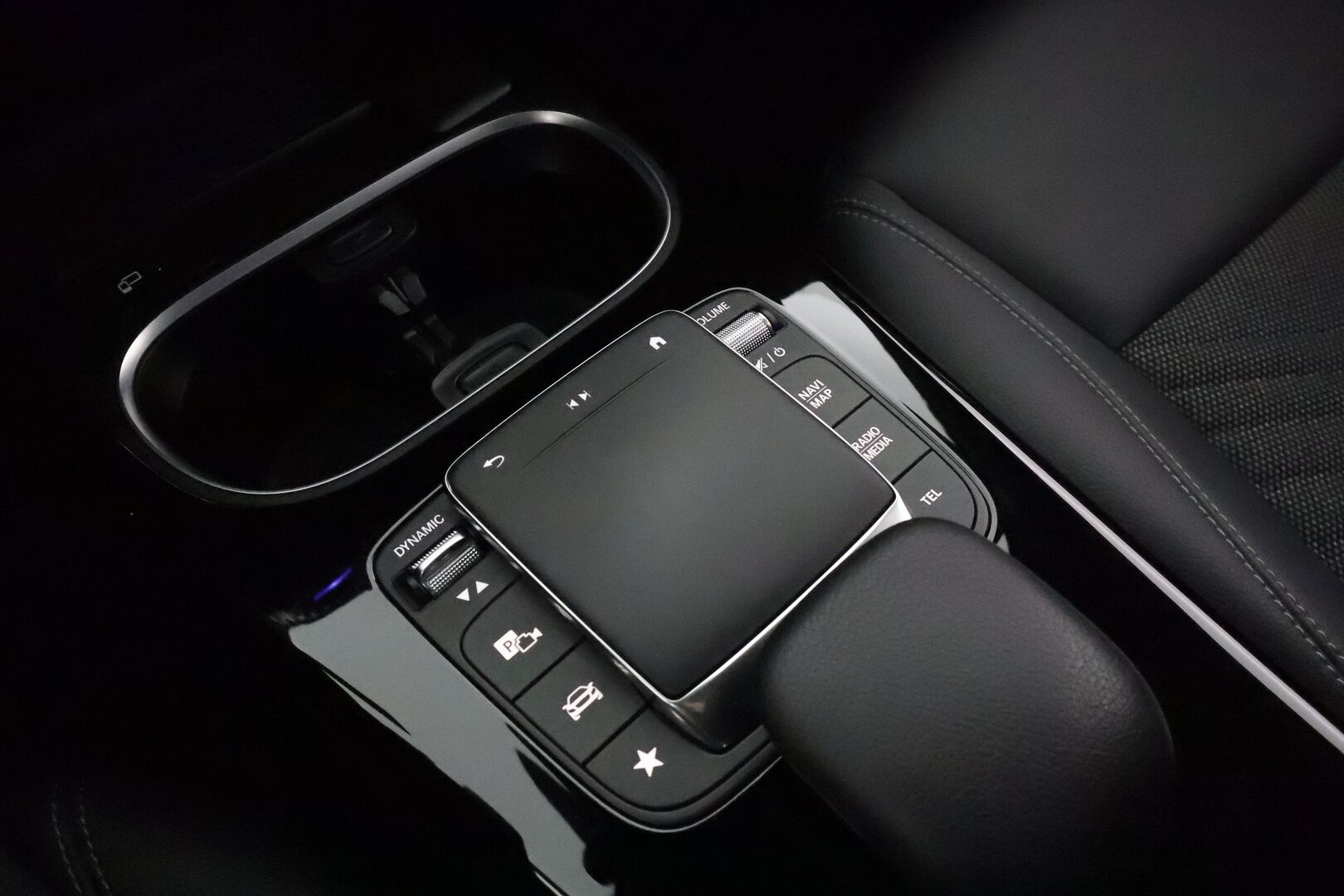 Mercedes-Benz CLA 2023 250 e A Shooting Brake Business * Widescreen / Distronic / Multibeam LED / Peruutuskamera / Navi / Sporttipenkit - 1Om Suomiauto / ALV / Comand Navi / Mercedes Me - HULLU BLACKWEEK KORKOTARJOUS 2,49%