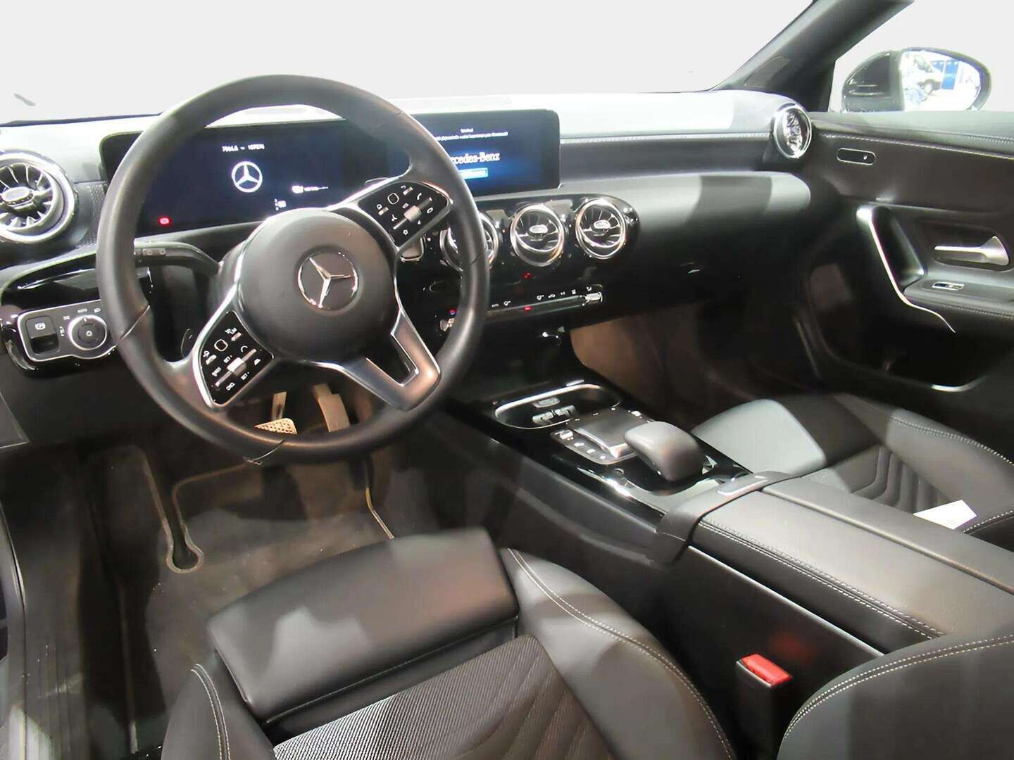 Mercedes-Benz CLA 2023 250 e A Shooting Brake Business / 1.Om Suomi-auto / Widescreen / Distronic+ / Multibeam Led / Navi / P.tutkat - 3,99 % KORKOTARJOUS TÄHÄN AUTOON 31.8. ASTI! - 