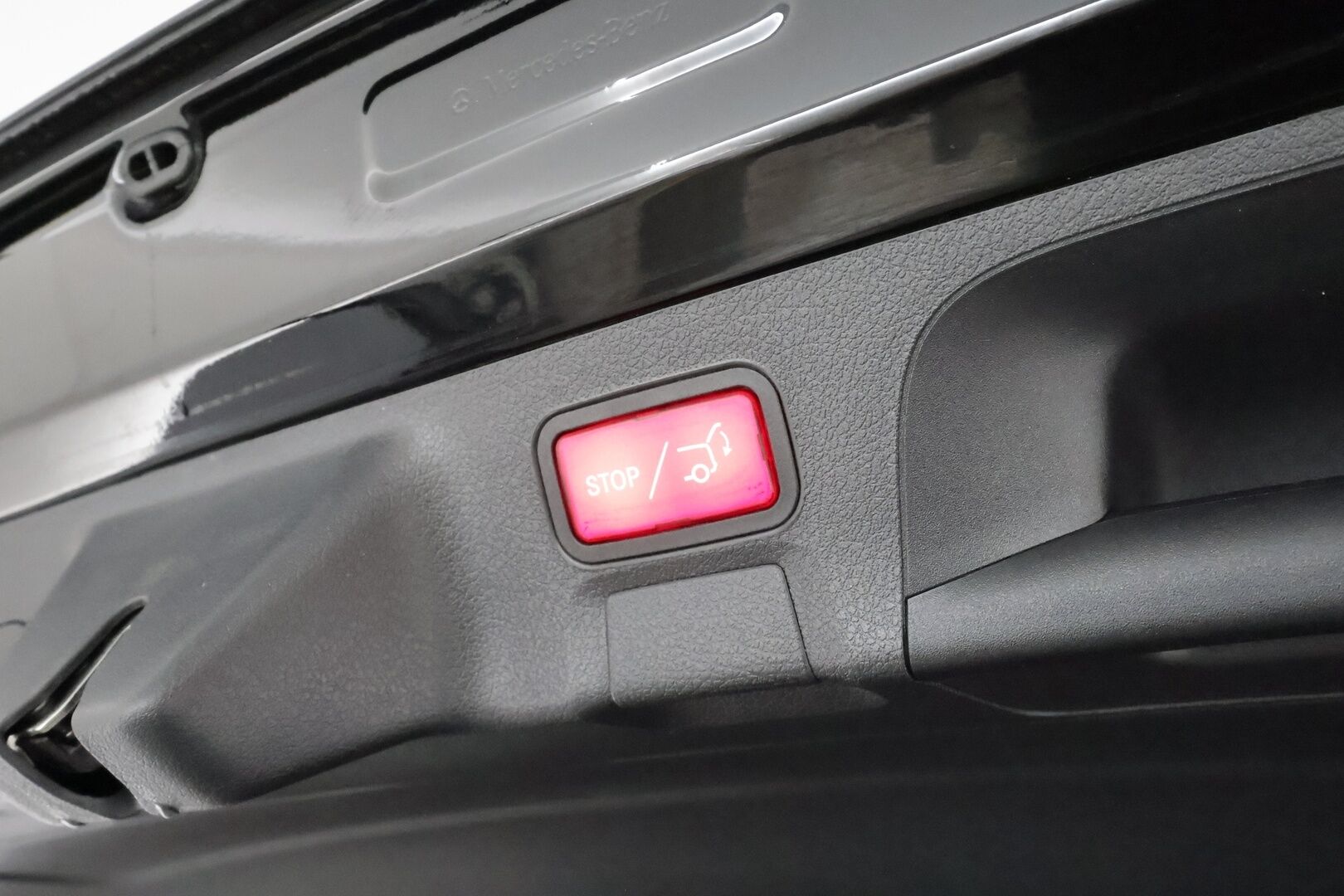 Mercedes-Benz CLA 2023 250 e A Shooting Brake Business * Widescreen / Distronic / Multibeam LED / Peruutuskamera / Navi / Sporttipenkit - 1Om Suomiauto / ALV / Comand Navi / Mercedes Me - HULLU BLACKWEEK KORKOTARJOUS 2,49%