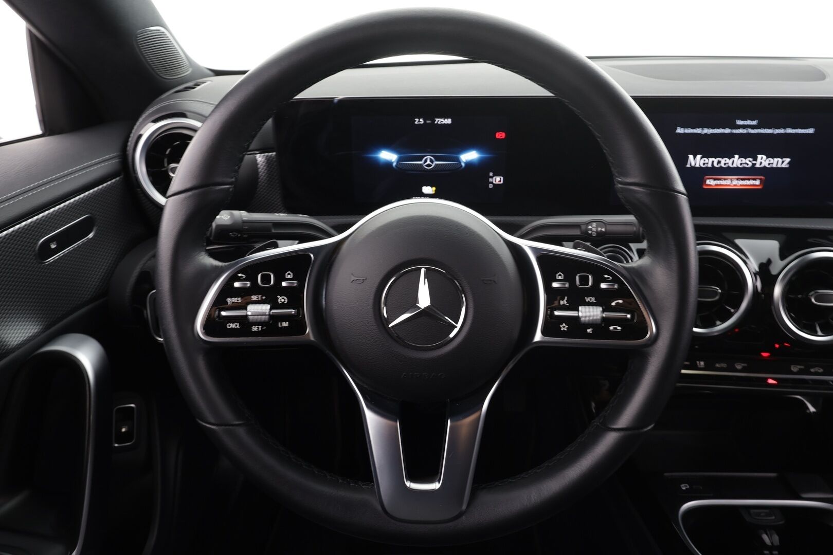 Mercedes-Benz CLA 2023 250 e A Business * 1.Om Suomi-auto / Vakkari / P.kamera / LED / Puolinahat * - 2x Renkaat ja vanteet!