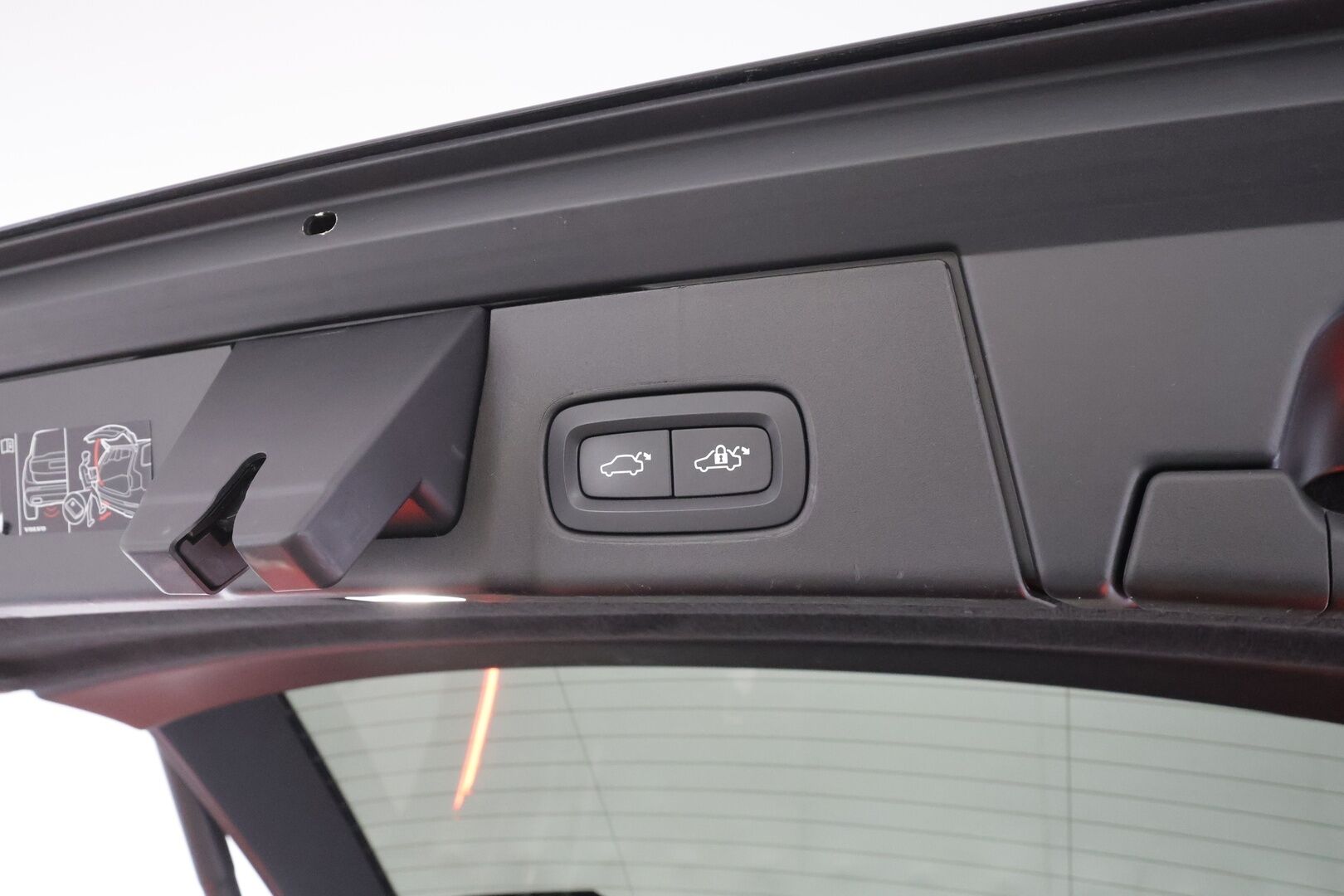 Volvo V90 2023 B4 MHEV Business Core aut - | Webasto | Koukku | ACC | LED | P.Tutka | Puolinahat | Navi | Kaistavahti | Keyless | Apple&Android | 1-om Suomi-auto | Kahdet renkaat | Merkkihuollot |