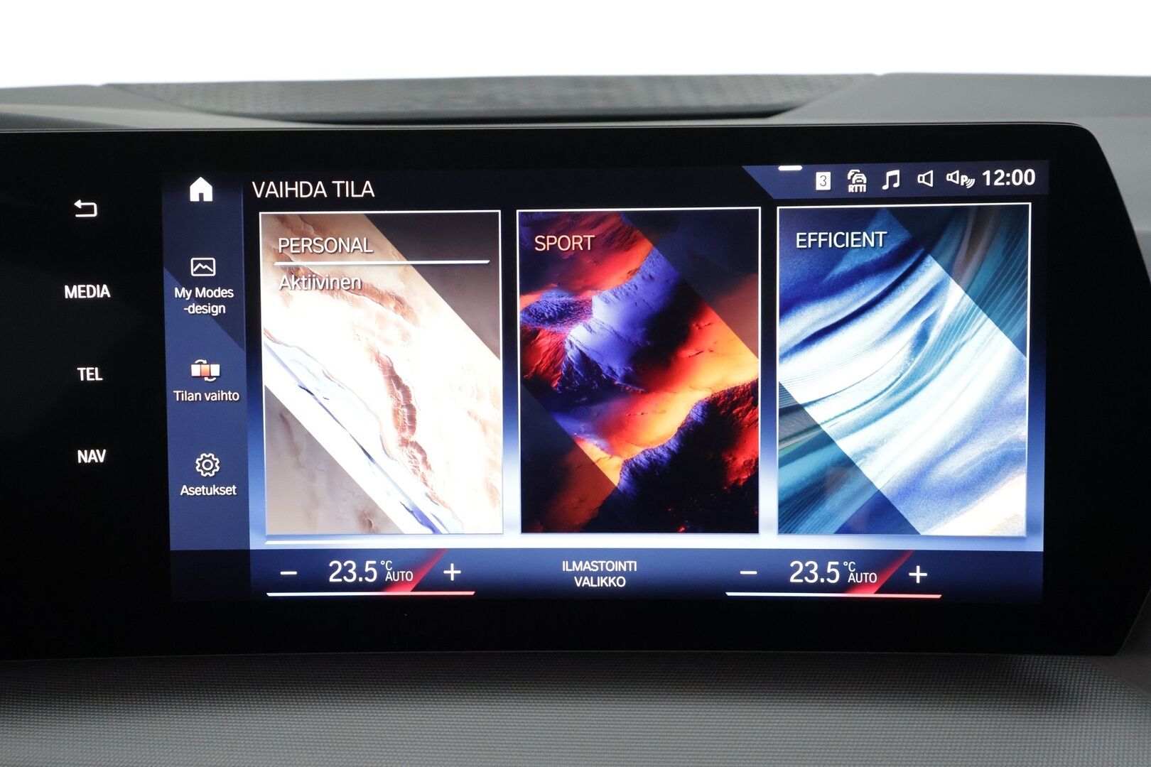 BMW 225 2023 U06 Active Tourer 225e xDrive Charged Edition * ACC / H&K / Comfort Access / P.kamera / Adapt.LED / Navi * - 1.Om Suomi-auto / Akku kuntotarkistettu / Kahdet renkaat aluvanteilla / - HULLUT AVAJAISHULINAT KORKOTARJOUS 3,29 %