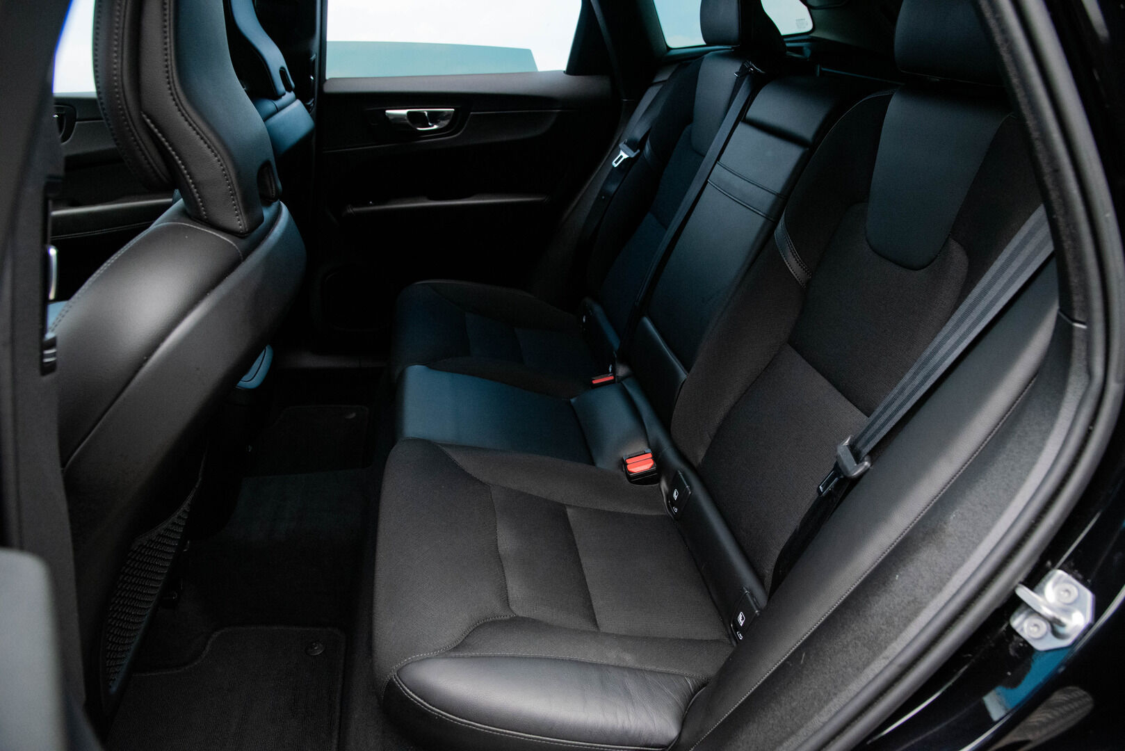 Volvo XC60 2019 D4 aut Momentum Advanced - Tulossa myyntiin! 