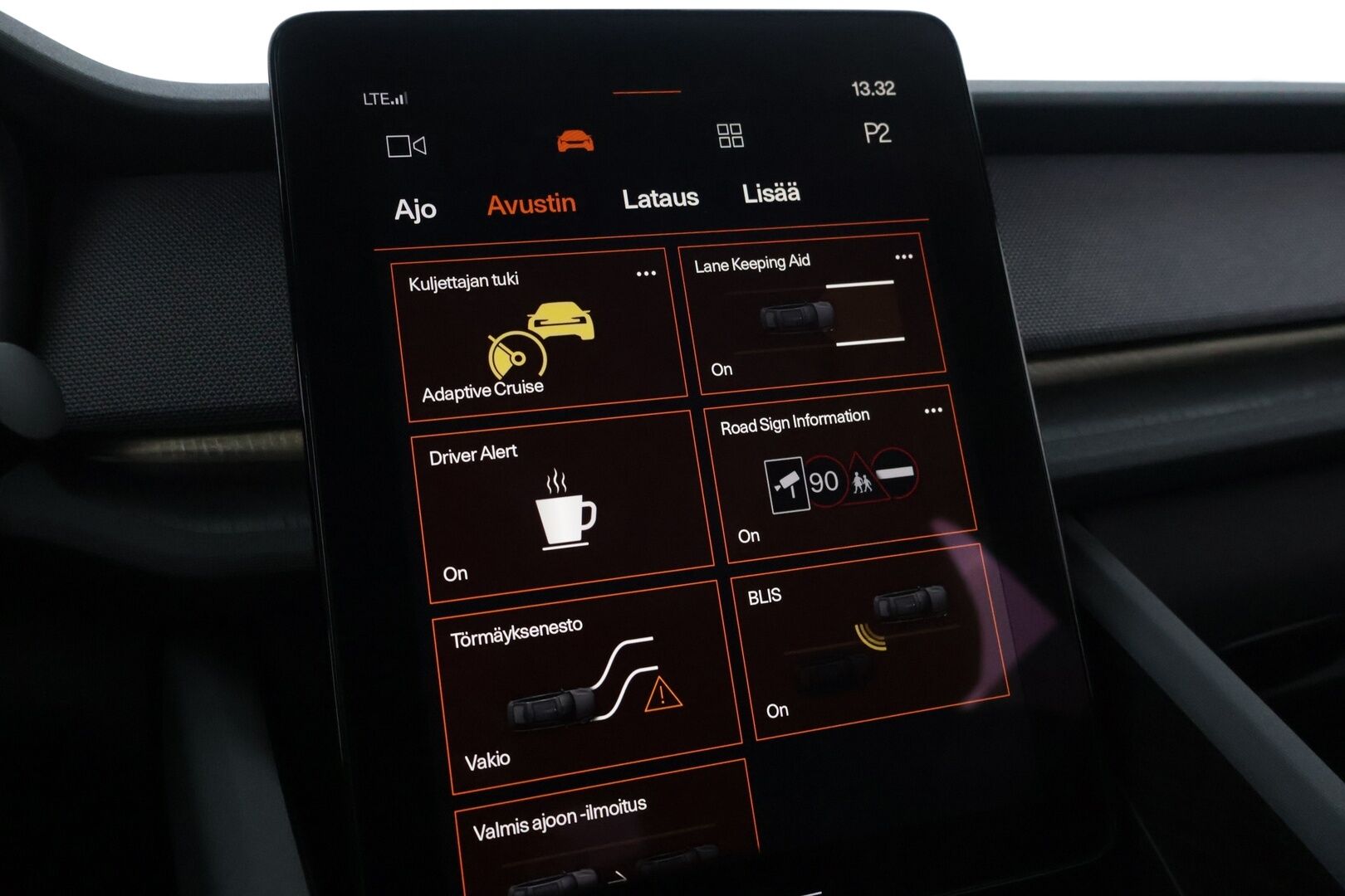 POLESTAR 2 2021 Launch Edition, 300kW, 78kWh *Pilot Plus / Vetokoukku / 360-kamera / Harman&Kardon* - *Juuri huollettu 9/25 / 2x Renkaat alumiinivantein / 20" vanteet kesäksi ja talveksi 19" / Panorama*