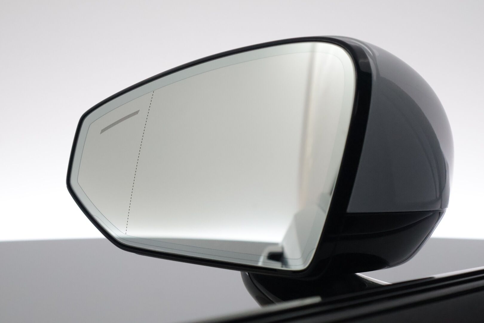 POLESTAR 2 2021 Launch Edition, 300kW, 78kWh *Pilot Plus / Vetokoukku / 360-kamera / Harman&Kardon* - *Juuri huollettu 9/25 / 2x Renkaat alumiinivantein / 20" vanteet kesäksi ja talveksi 19" / Panorama*
