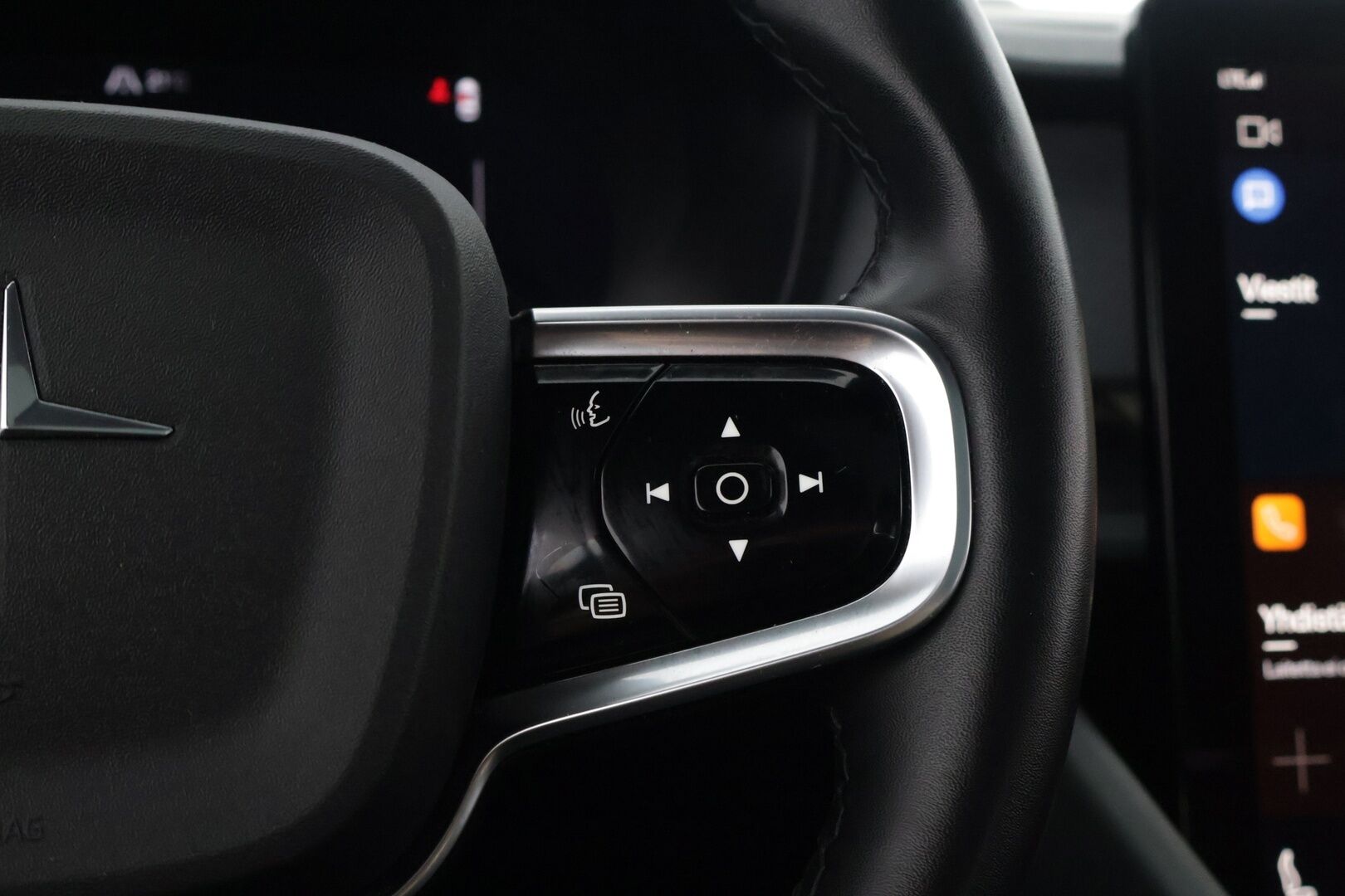 POLESTAR 2 2021 Launch Edition, 300kW, 78kWh *Pilot Plus / Vetokoukku / 360-kamera / Harman&Kardon* - *Juuri huollettu 9/25 / 2x Renkaat alumiinivantein / 20" vanteet kesäksi ja talveksi 19" / Panorama*