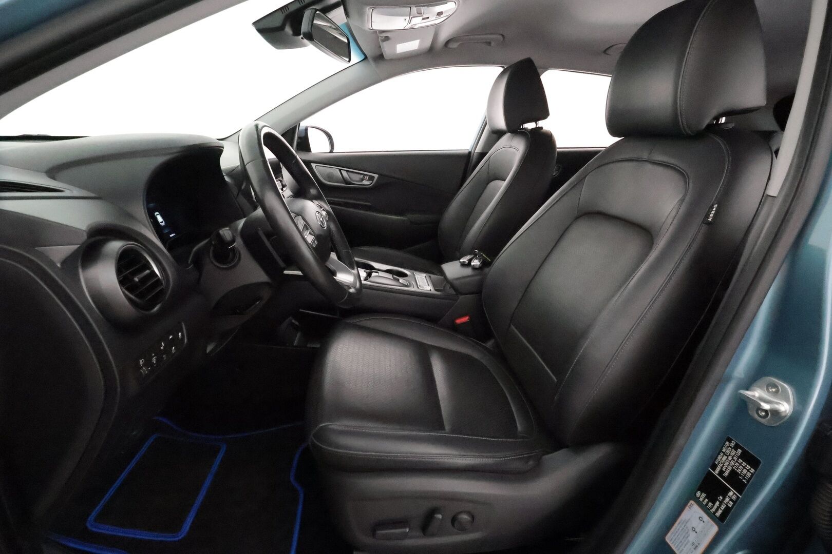HYUNDAI KONA 2020 Electric 64 kWh 204hk advance plus **HUD / Adapt.vakkari / Krell Audio / P.kamera / Ilmastoidut nahat / KeylessGo** - Merkkihuollettu / Kahdet renkaat aluvanteilla / Ratinlämmitin / Lämpöpumppu / Sähköpenkit