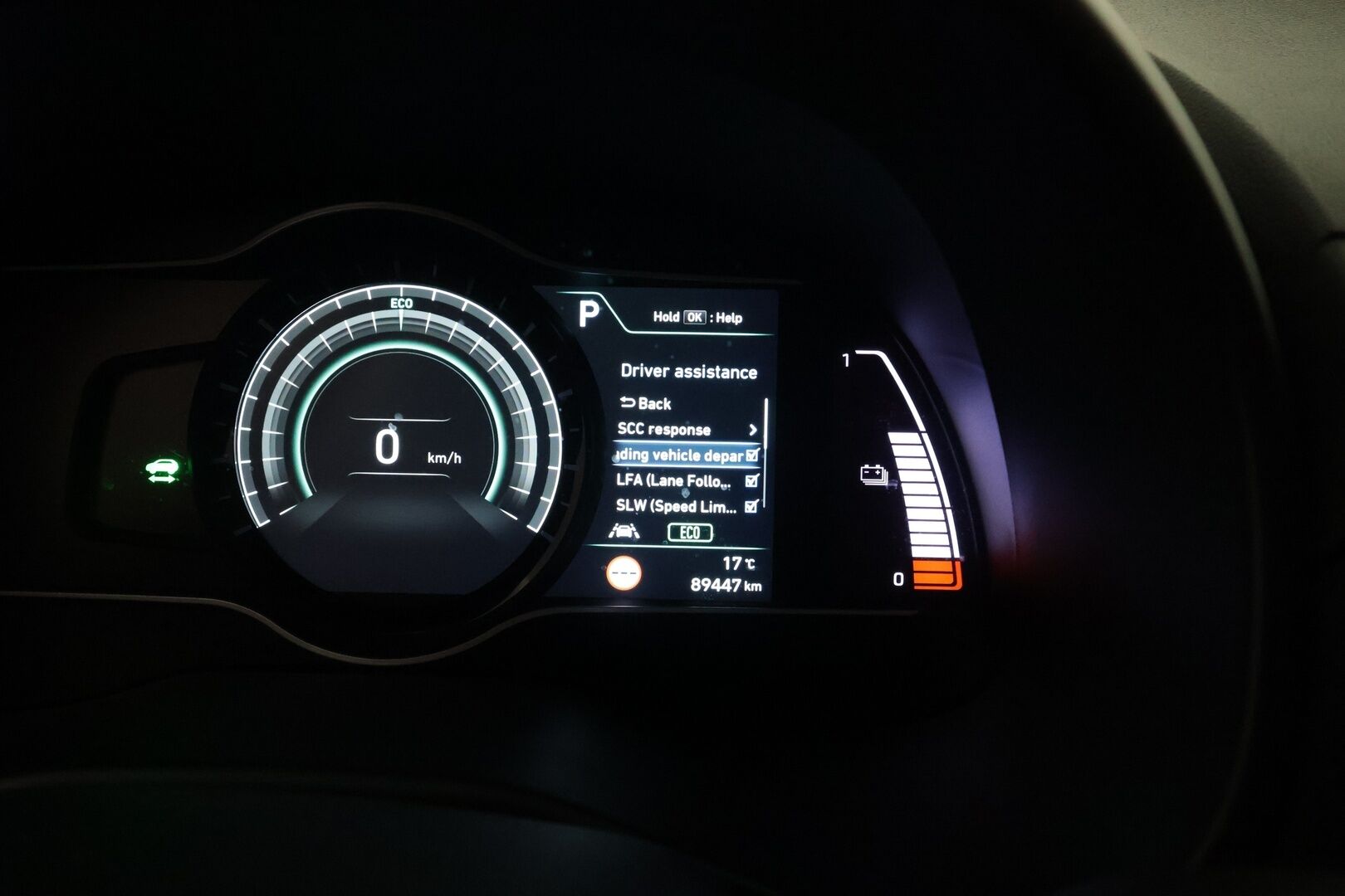 HYUNDAI KONA 2020 Electric 64 kWh 204hk advance plus **HUD / Adapt.vakkari / Krell Audio / P.kamera / Ilmastoidut nahat / KeylessGo** - Merkkihuollettu / Kahdet renkaat aluvanteilla / Ratinlämmitin / Lämpöpumppu / Sähköpenkit