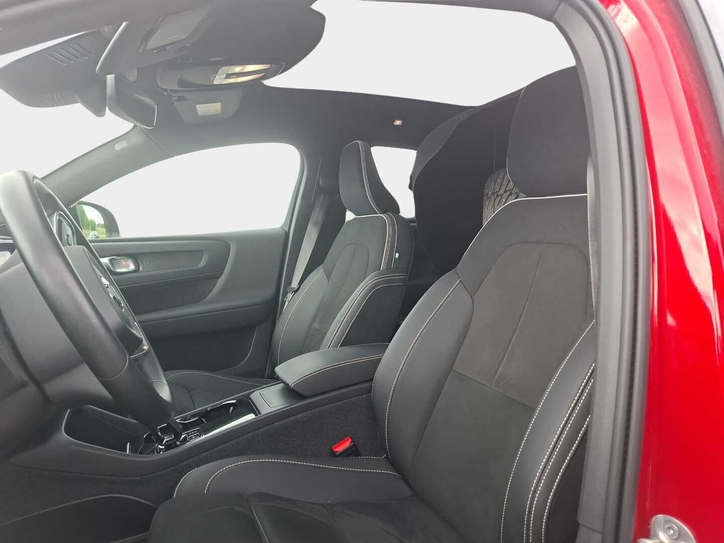 Volvo C40 2023 Recharge Twin Ultimate aut - | Adapt.Vakkari | Lämpöpumppu | Vetokoukku | Harman/Kardon | Lasikatto | Muistipenkki kuljettajalla | 