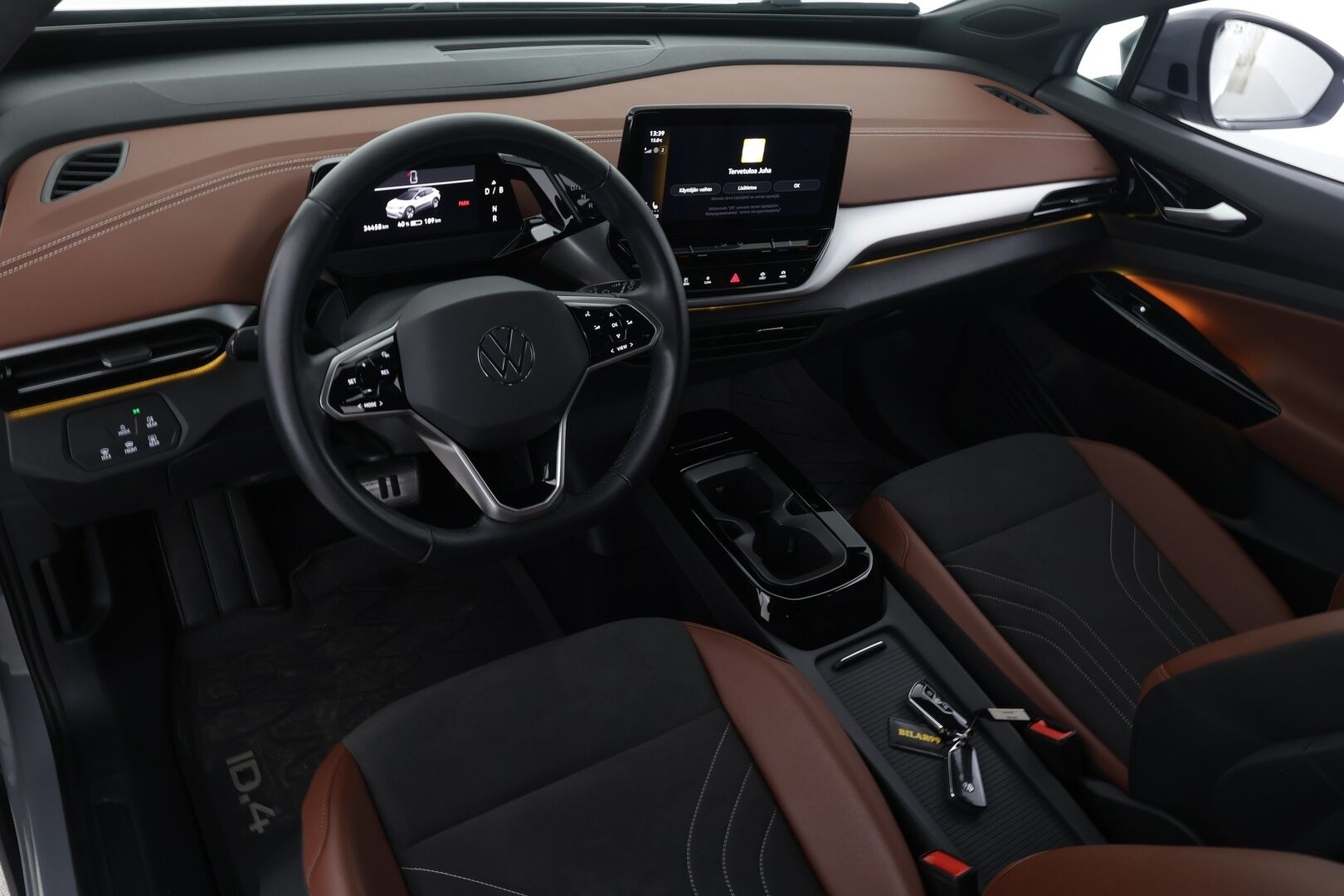 Volkswagen ID.4 2023 Pro 128 kW, akku 77 kWh - | ACC | ILP | Nahka-alcantara | 360° | Travel Assist | Side Assist | Lämm. ratti | Lämm. tuulilasi | Sähk. takaluukku | 2x renkaat vanteineen |