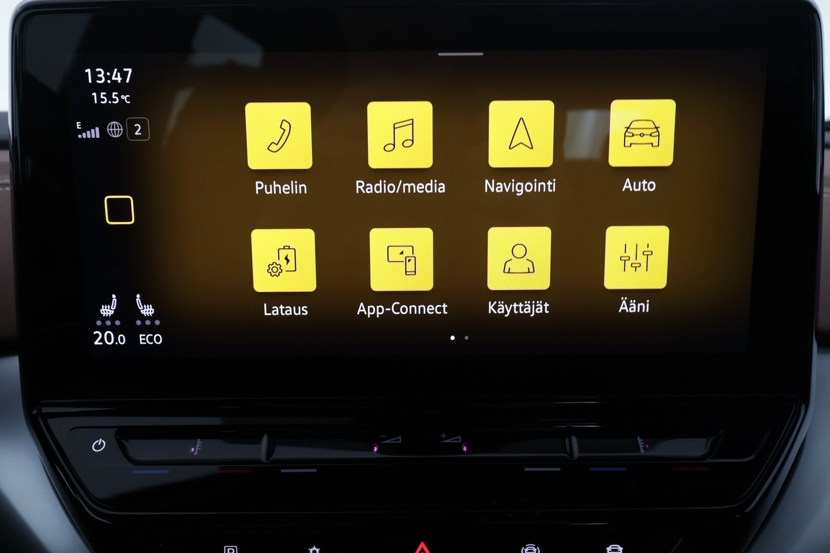 Volkswagen ID.4 2023 Pro 128 kW, akku 77 kWh - | ACC | ILP | Nahka-alcantara | 360° | Travel Assist | Side Assist | Lämm. ratti | Lämm. tuulilasi | Sähk. takaluukku | 2x renkaat vanteineen |
