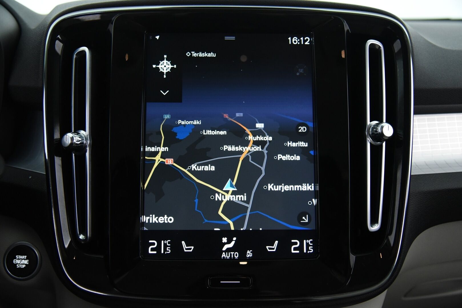 Volvo XC40 2020 T5 Twin Engine Business aut / Webasto / P-kamera / Vaaleat nahat / Vakkari / LED - BLIS / Jakopää vaihdettu / 2x renkaat / 