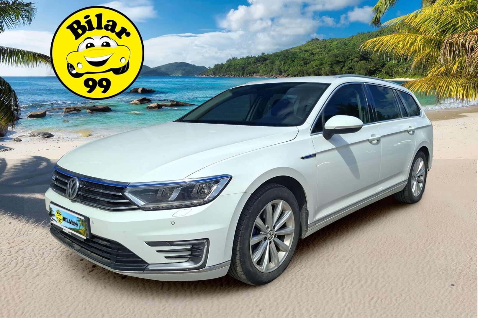 Volkswagen Passat 2017 Variant GTE Plug-In Hybrid 160 kW (218 hv) DSG-automaatti - | ACC | Webasto | KeylessGO | Peruutuskamera | Tutkat edessä ja takana | Vetokoukku | Osittain sähkösäätöinen kuljettajan penkki | 