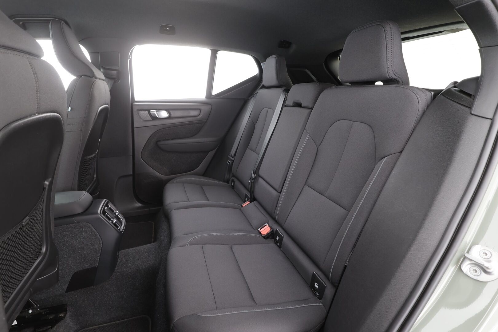Volvo XC40 2023 Recharge Single Plus aut - | ACC | ILP | Koukku | P.Kamera | Muistipenkki | High Performance audio | LED | Apple&Android | Ratinlämmitys | Keyless | 1.Om Suomi-auto | Kahdet Renkaat | Merkkihuollettu |