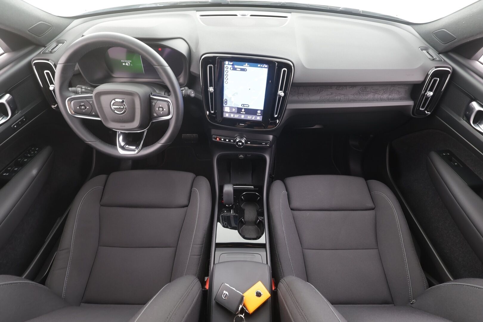 Volvo XC40 2023 Recharge Single Plus aut - | ACC | ILP | Koukku | P.Kamera | Muistipenkki | High Performance audio | LED | Apple&Android | Ratinlämmitys | Keyless | 1.Om Suomi-auto | Kahdet Renkaat | Merkkihuollettu |
