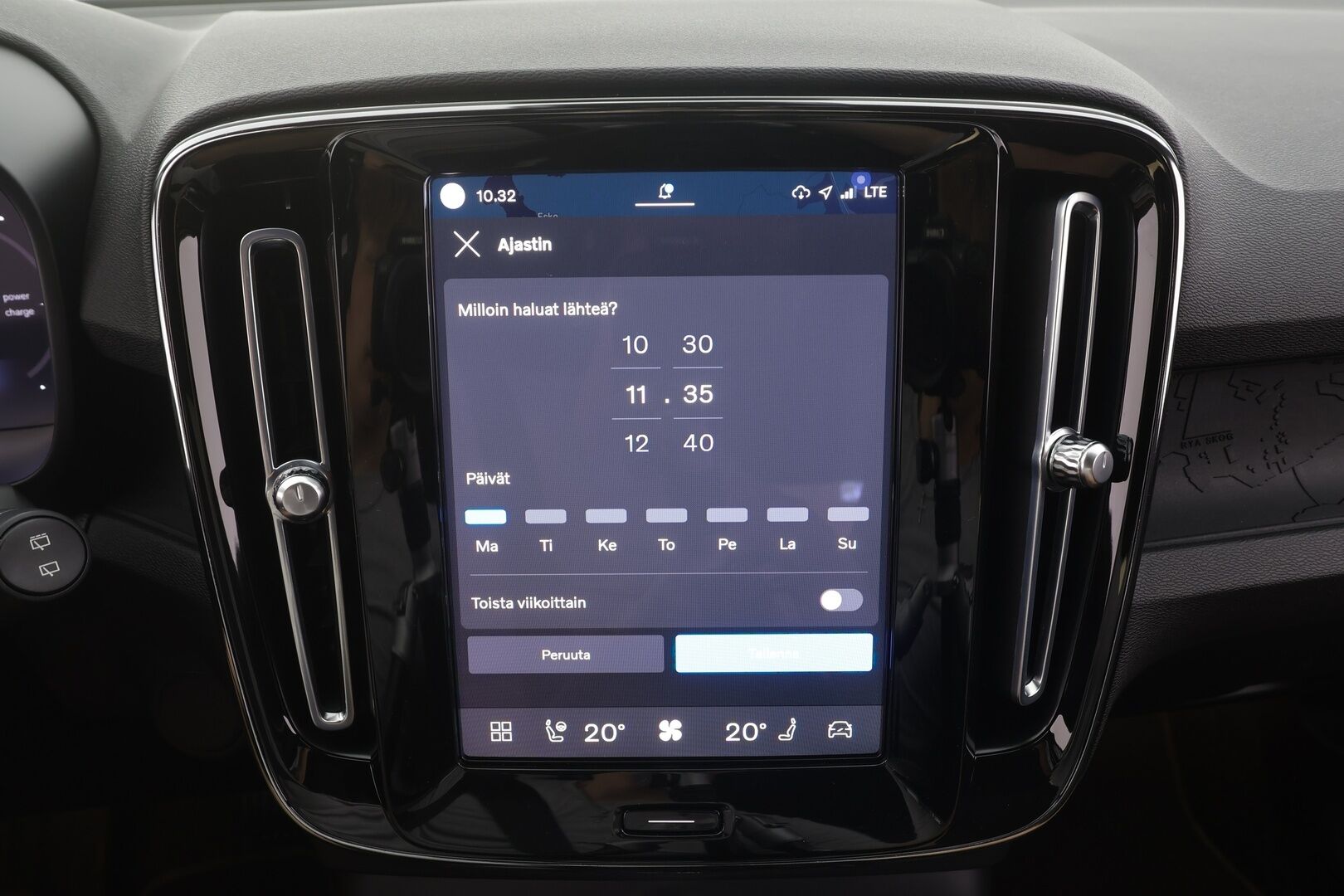 Volvo XC40 2023 Recharge Single Plus aut - | ACC | ILP | Koukku | P.Kamera | Muistipenkki | High Performance audio | LED | Apple&Android | Ratinlämmitys | Keyless | 1.Om Suomi-auto | Kahdet Renkaat | Merkkihuollettu |