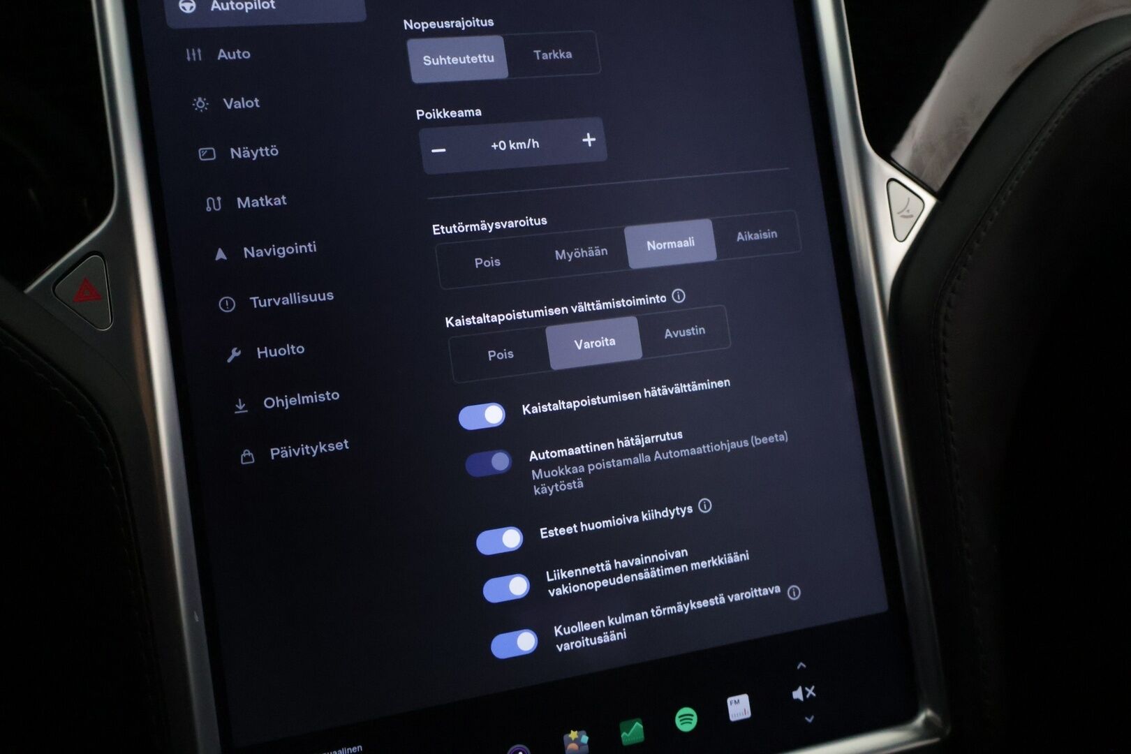 Tesla Model S 2018 75D *ACC / Panorama / Premium audio / LED / Kahdet renkaat ja vanteet* - Hieno yksilö! - HULLUT AVAJAISHULINAT KORKOTARJOUS 3,29 %