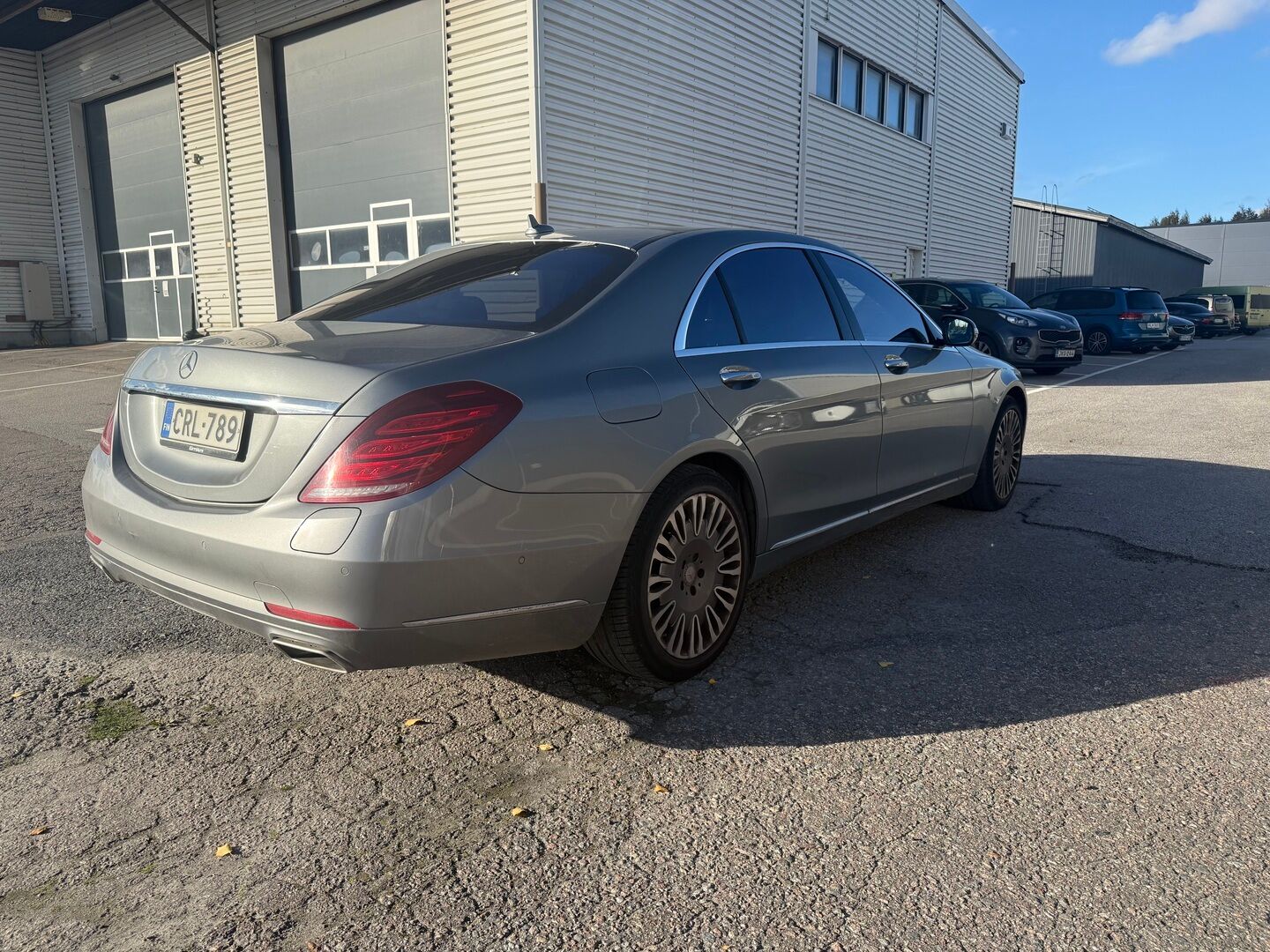 Mercedes-Benz S 2015 500 Plug-In Hybrid Lang - Suomiauto | DTR+Q | HUD | Panoraama | Hierovat Muistinahat | Airmatic | Takanäytöt | Night Vision | Peruutuskamera | Soft Close | Supervarusteet!