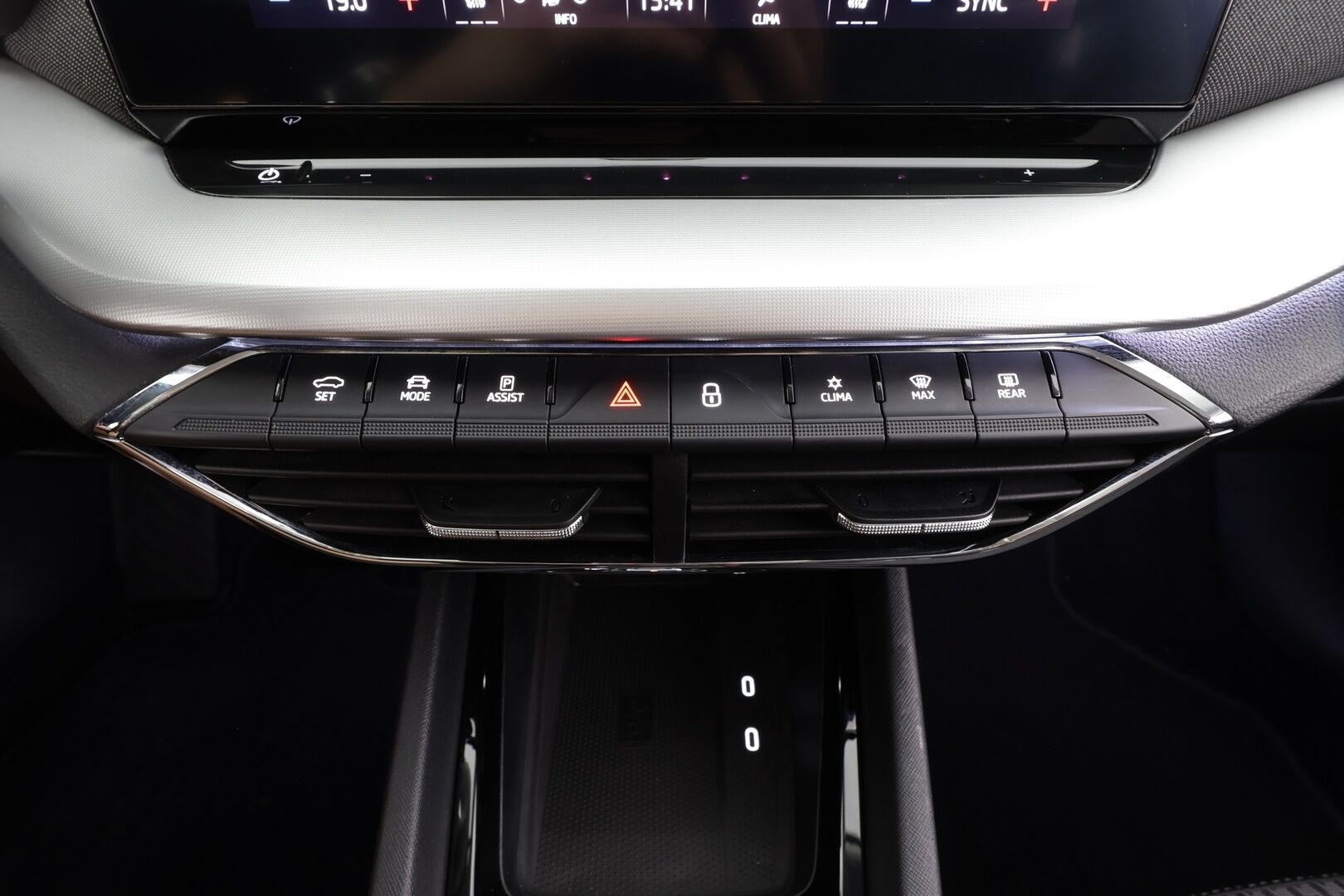 Skoda Octavia 2024 1.5 TSI Style Nordic Edition eTEC DSG Autom. - | Webasto | Koukku | ACC | Matrix-LED | P.Kamera | Navi | Kaistavahti | Keyless | 1-om Suomi-auto | Kahdet renkaat | 