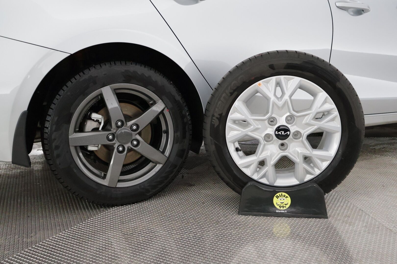 Kia Ceed 2024 1,5 T-GDI 160 hv EX SW DCT * Suomi-auto / P.kamera  / Vakkari / Lane Assist / Xenon / Ratinlämmitin *