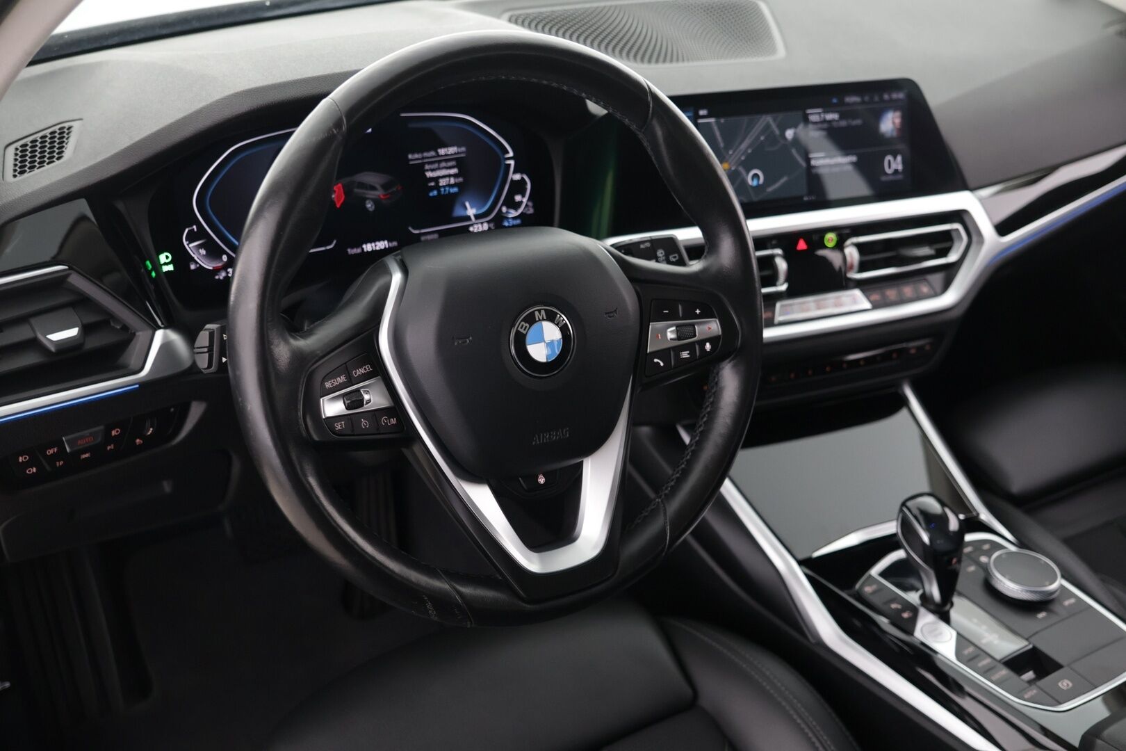 BMW 330 2021 G21 Touring 330e A Charged Edition - Digimittaristo | Sport-penkit | Navi | Tutkat